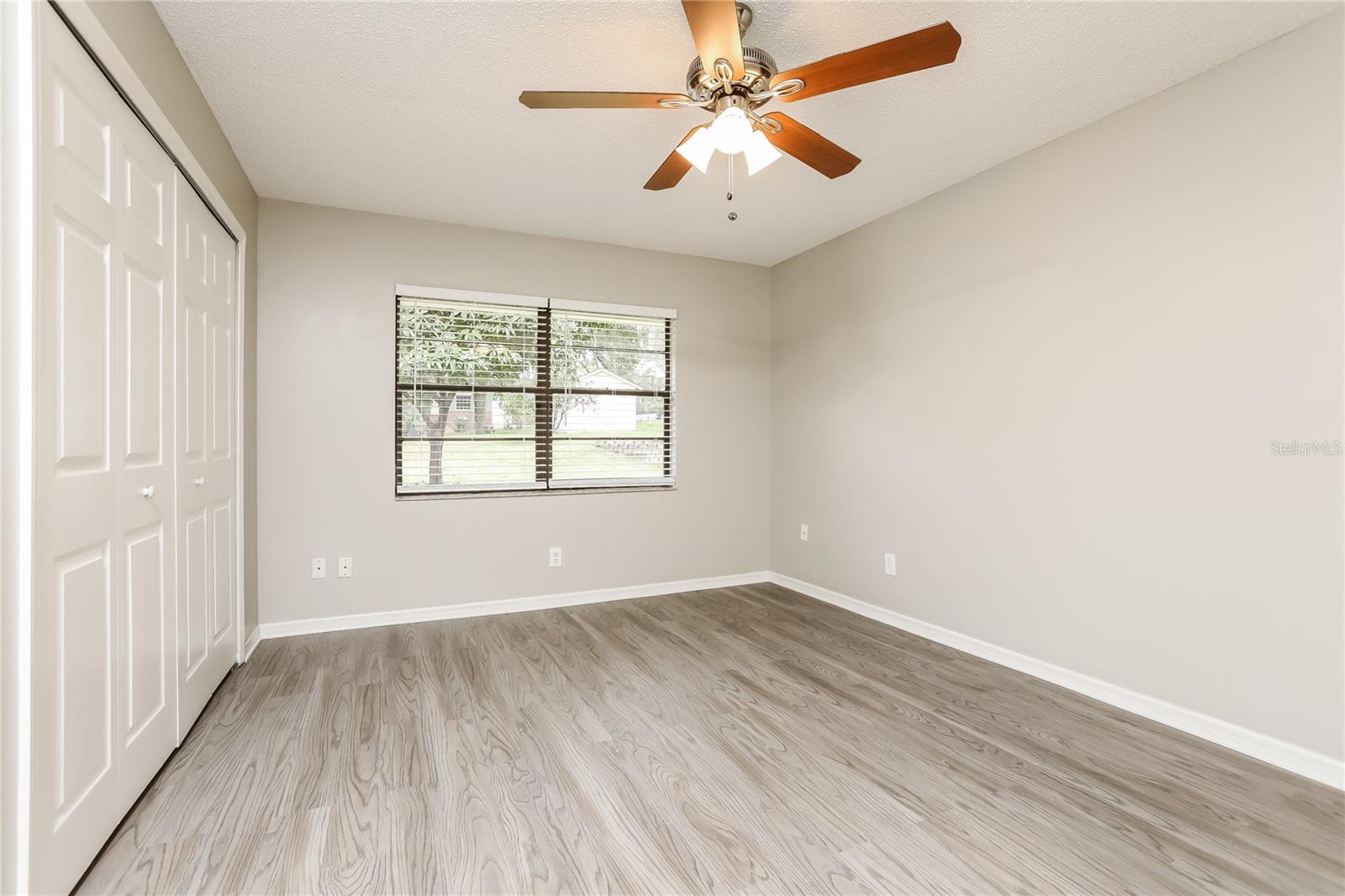 Image 8 of 16 For 12823 Anderson Hill