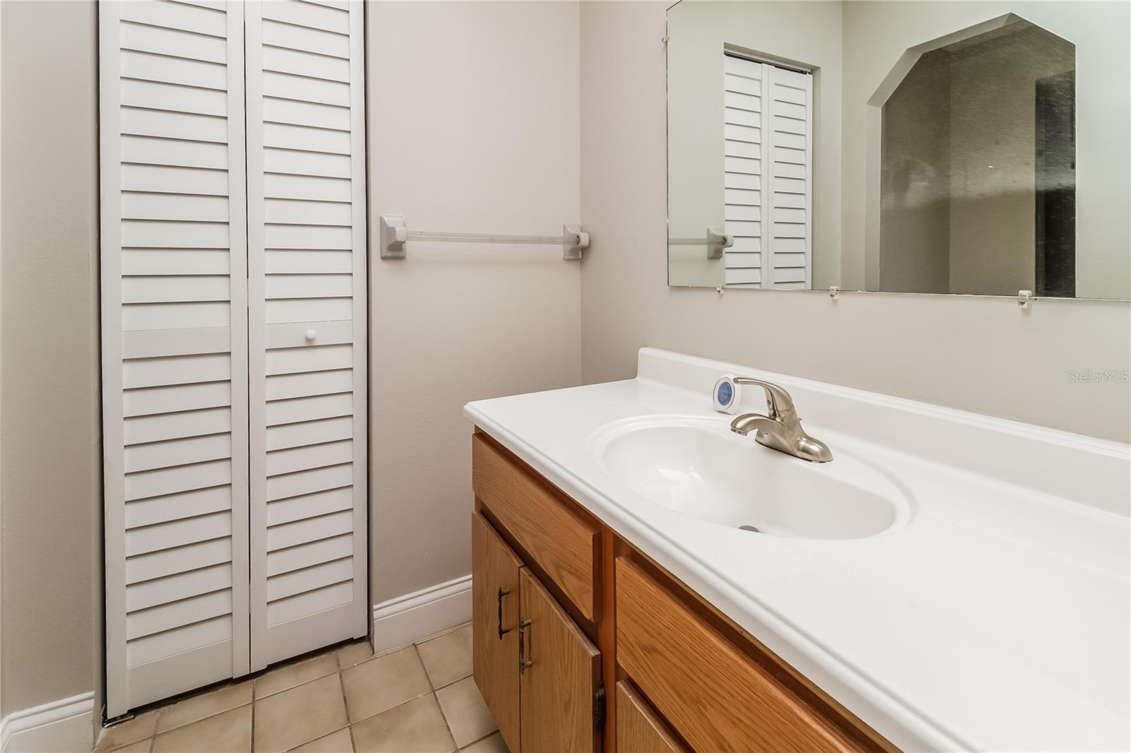 Image 10 of 16 For 1141 Michael Avenue