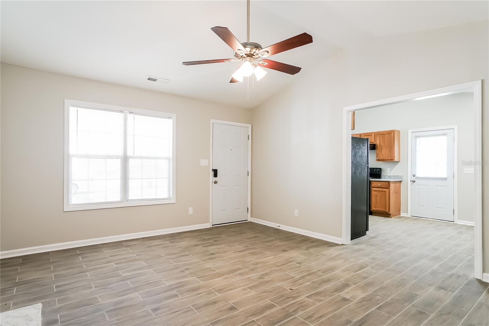 Image 4 of 16 For 1713 Brown Street