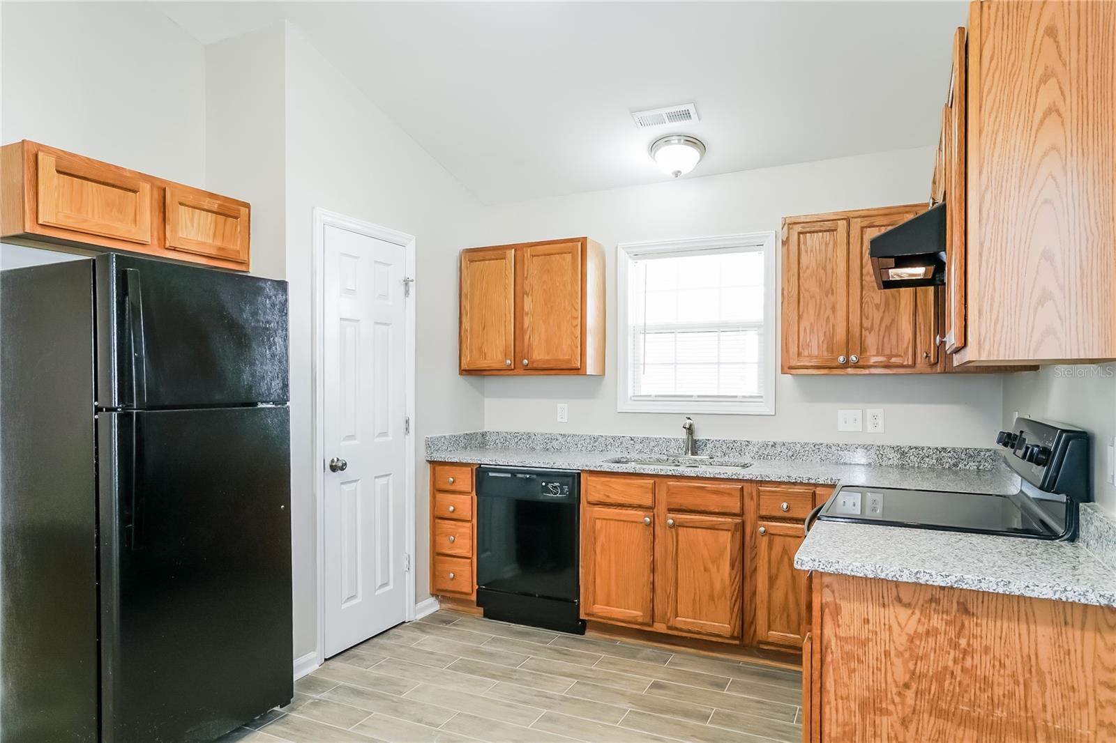 Image 7 of 16 For 1713 Brown Street