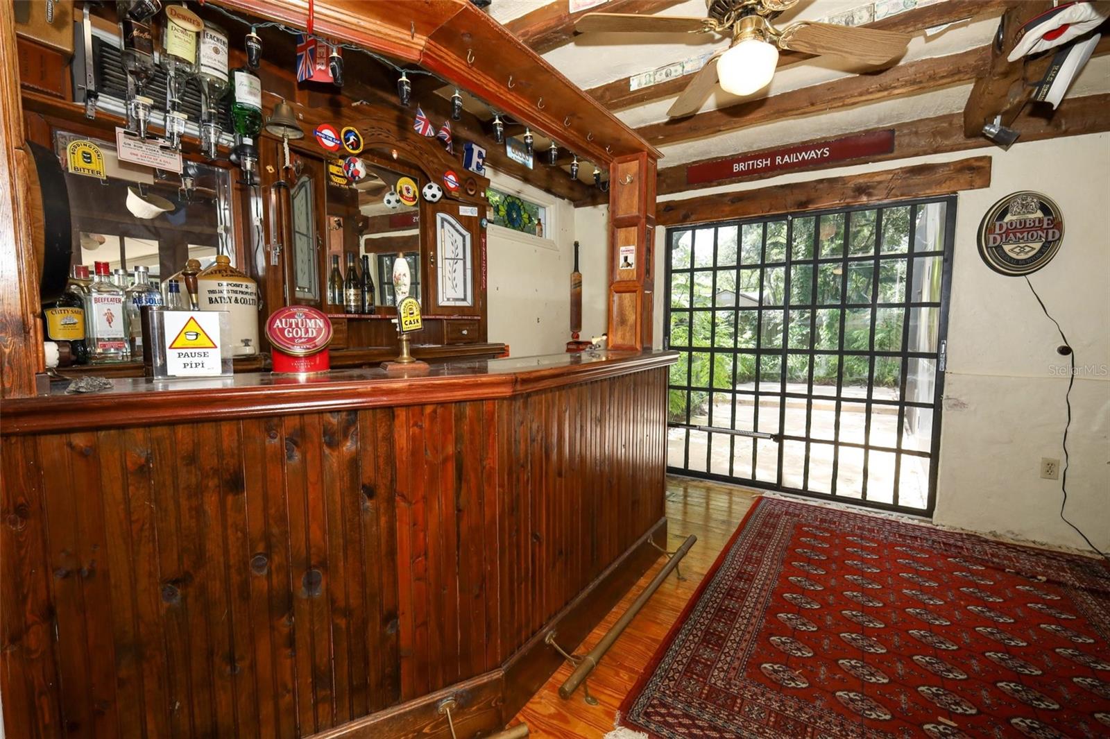 Image 10 of 39 For 8688 Palos Verde Drive