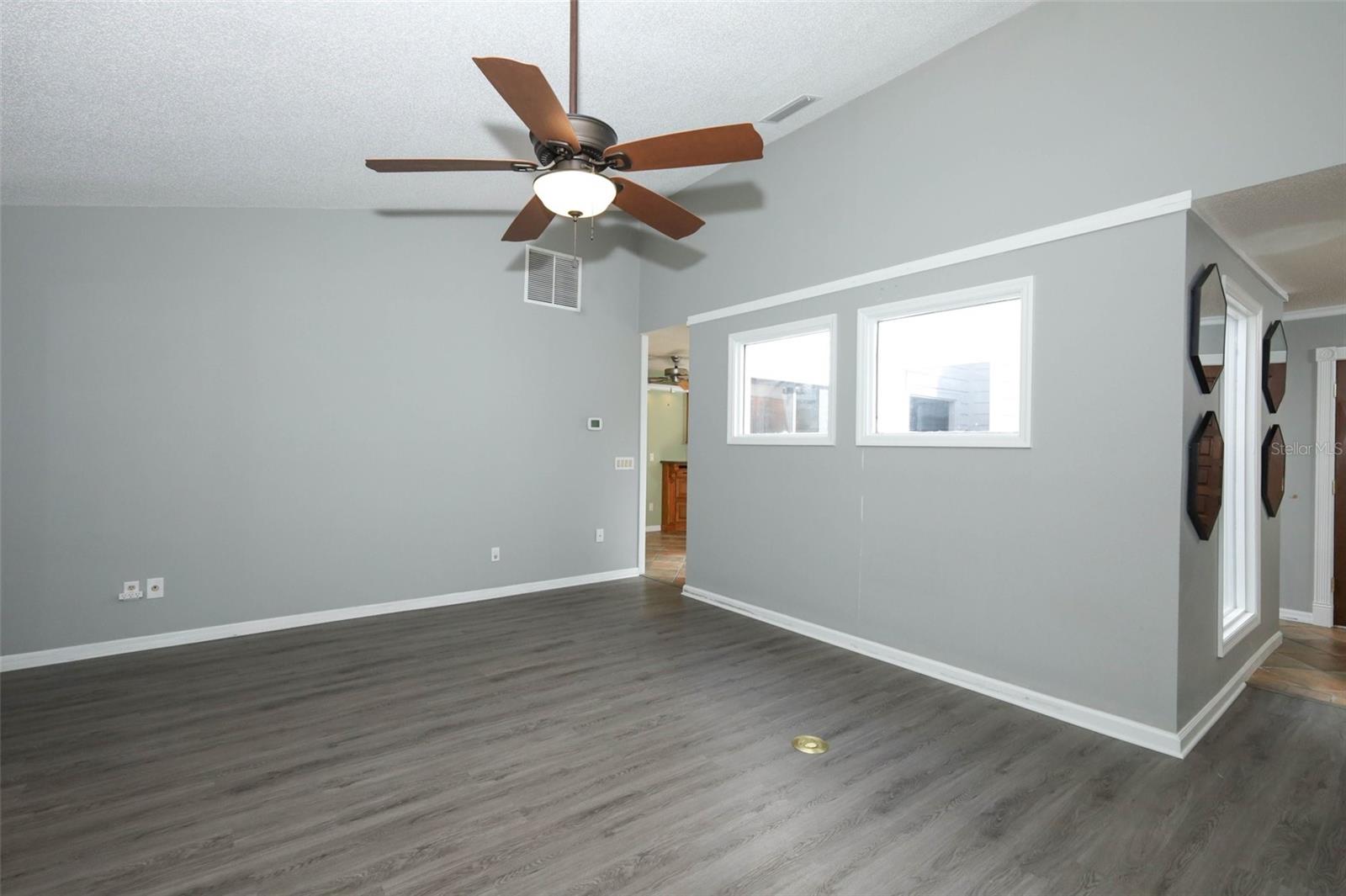 Image 12 of 39 For 8688 Palos Verde Drive