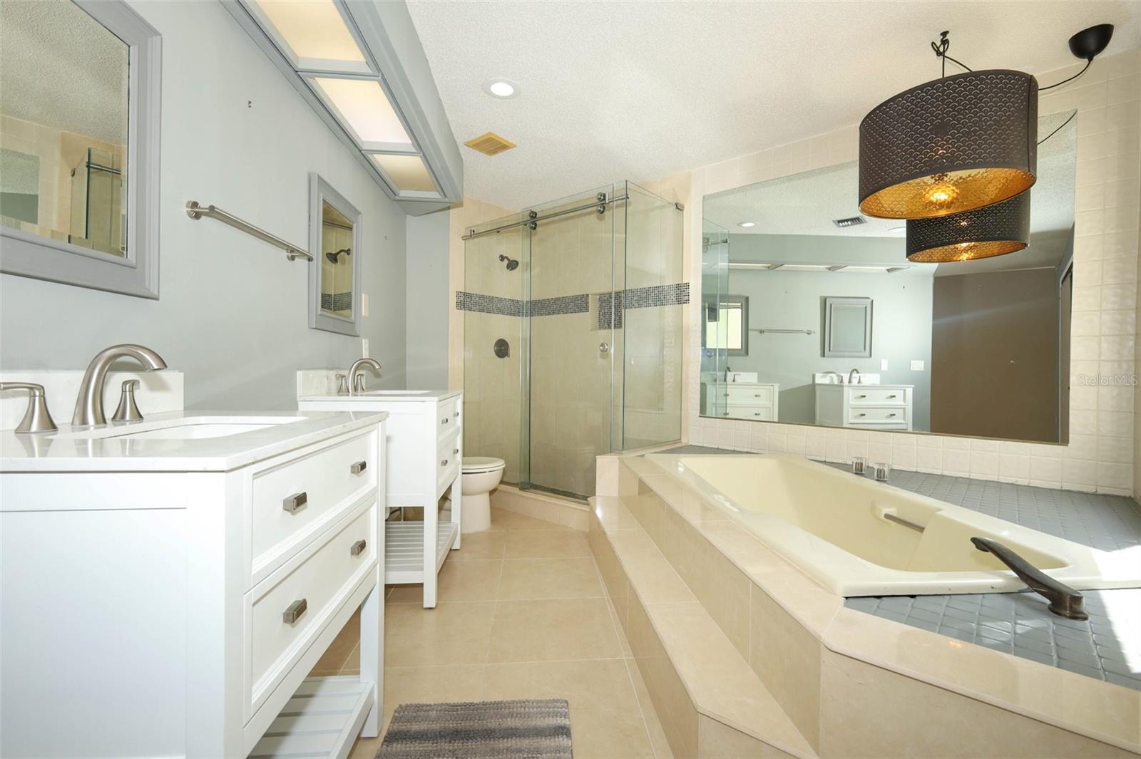 Image 14 of 39 For 8688 Palos Verde Drive