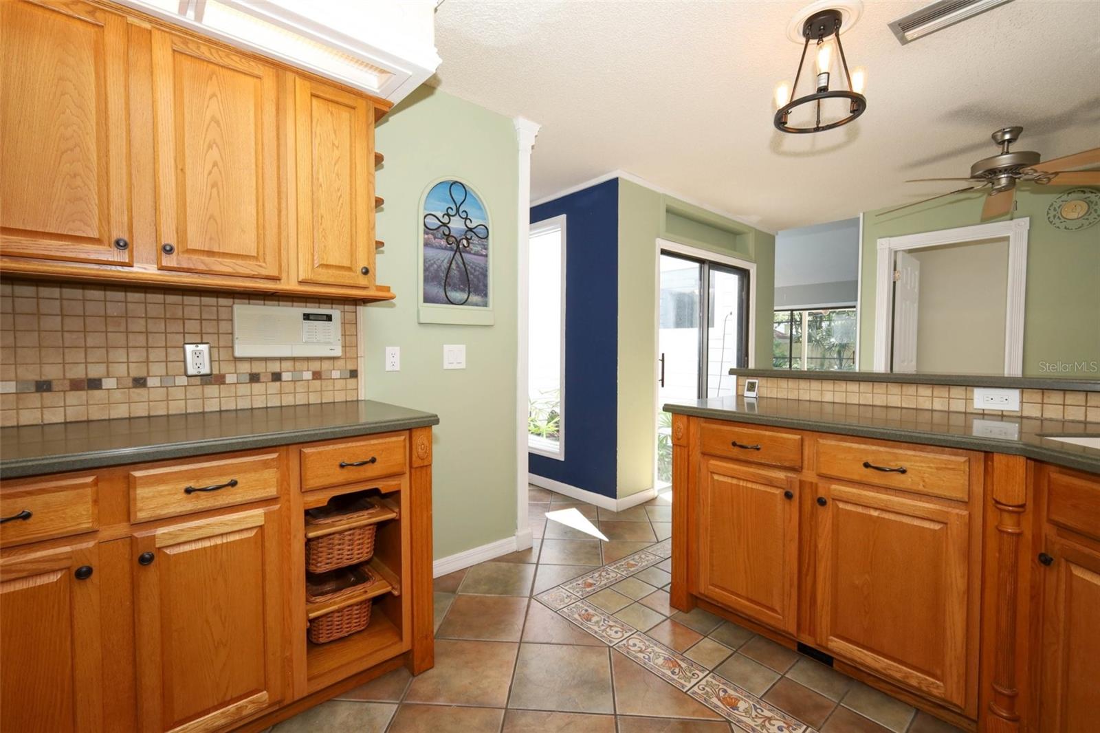 Image 17 of 39 For 8688 Palos Verde Drive