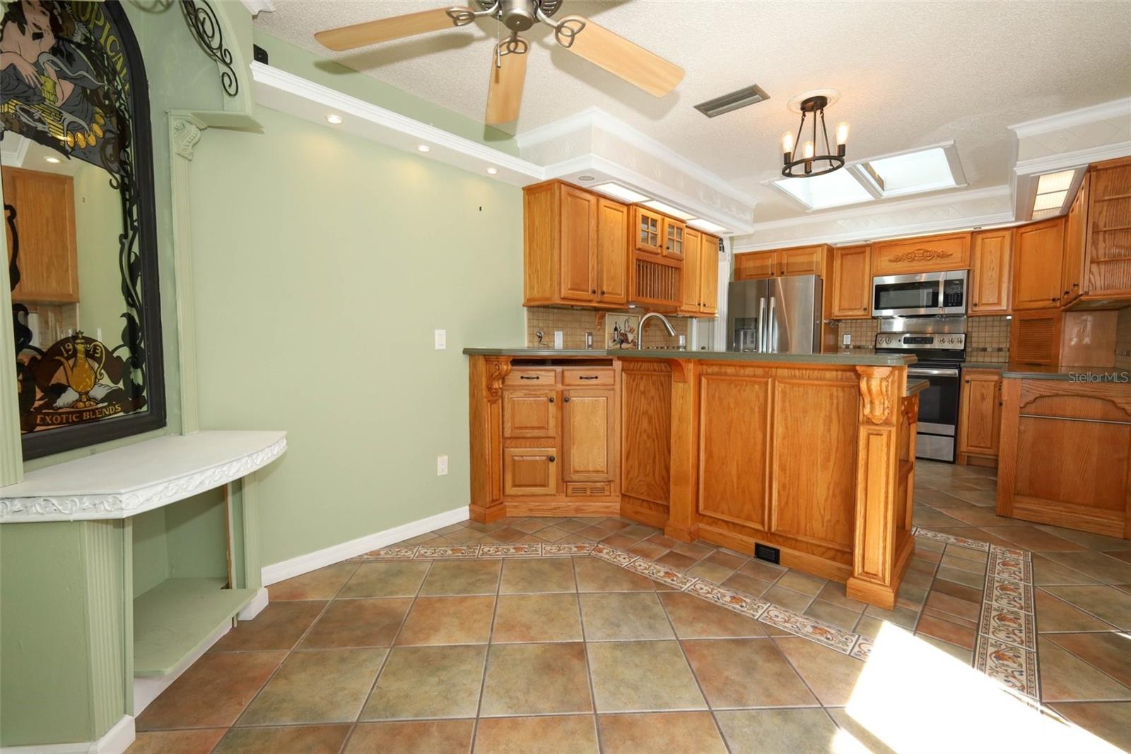 Image 18 of 39 For 8688 Palos Verde Drive