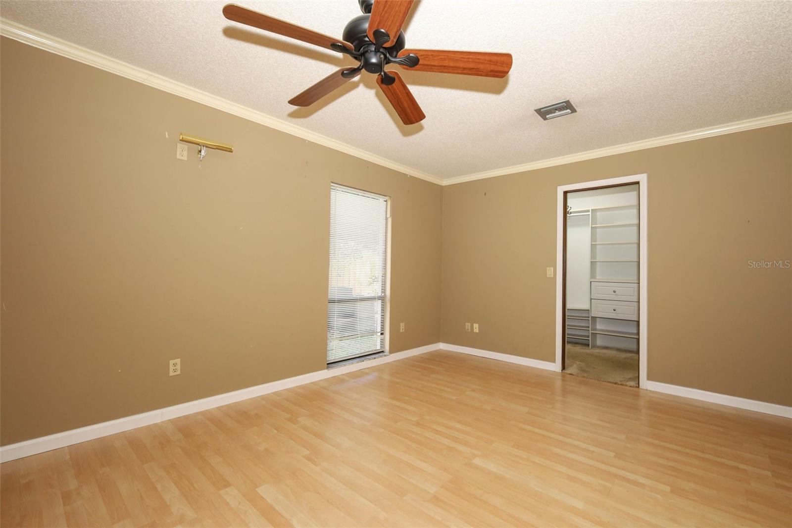 Image 24 of 39 For 8688 Palos Verde Drive