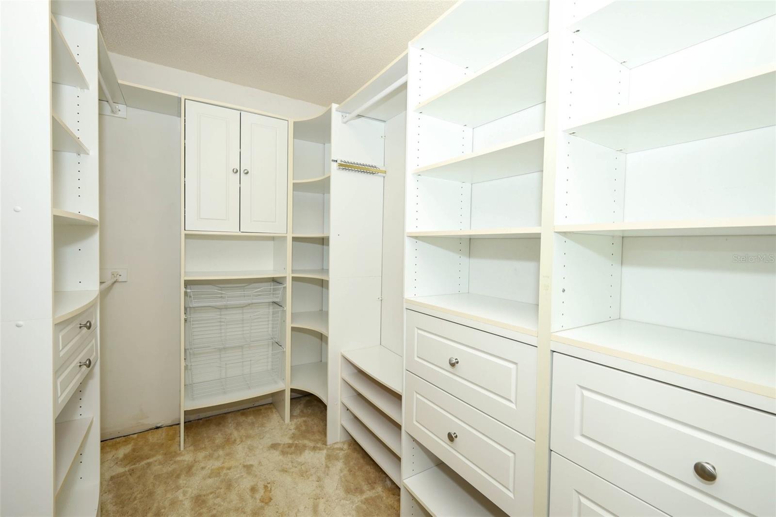 Image 25 of 39 For 8688 Palos Verde Drive