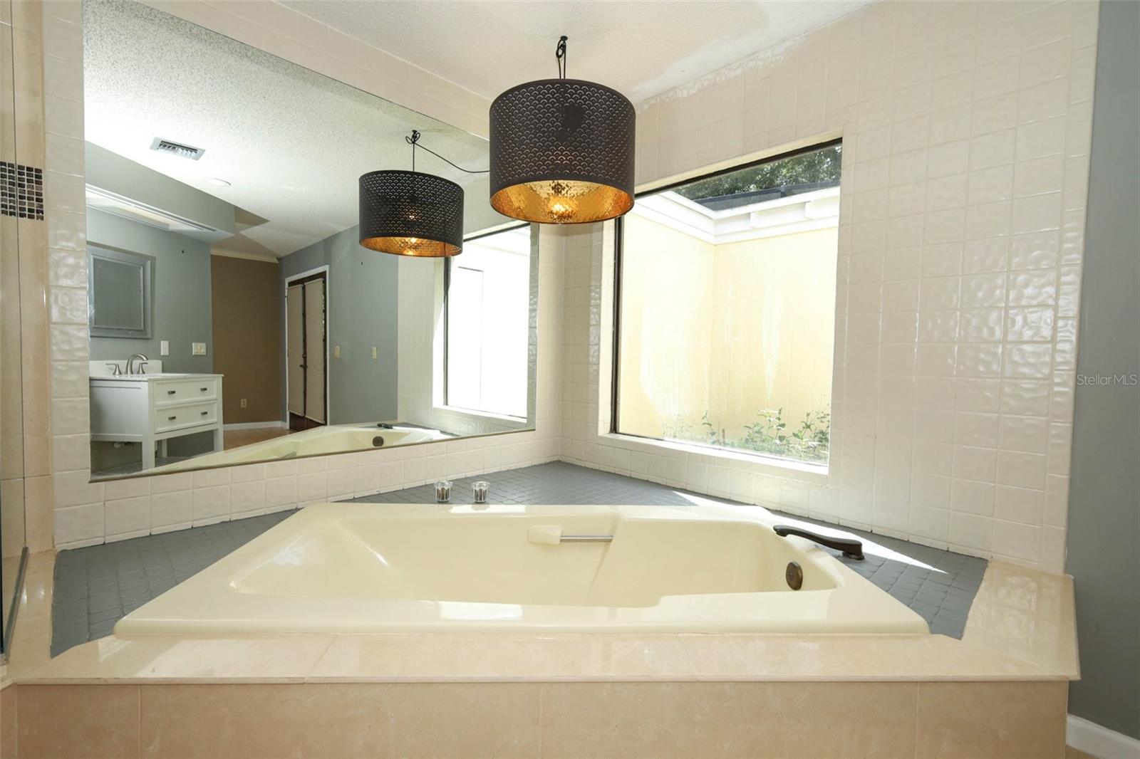 Image 29 of 39 For 8688 Palos Verde Drive