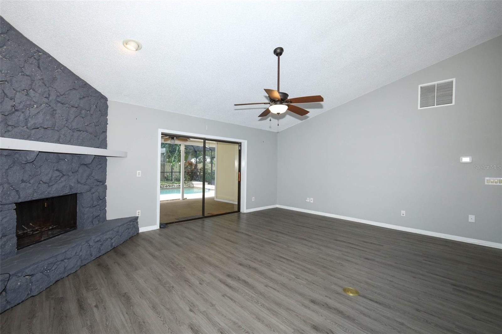 Image 37 of 39 For 8688 Palos Verde Drive