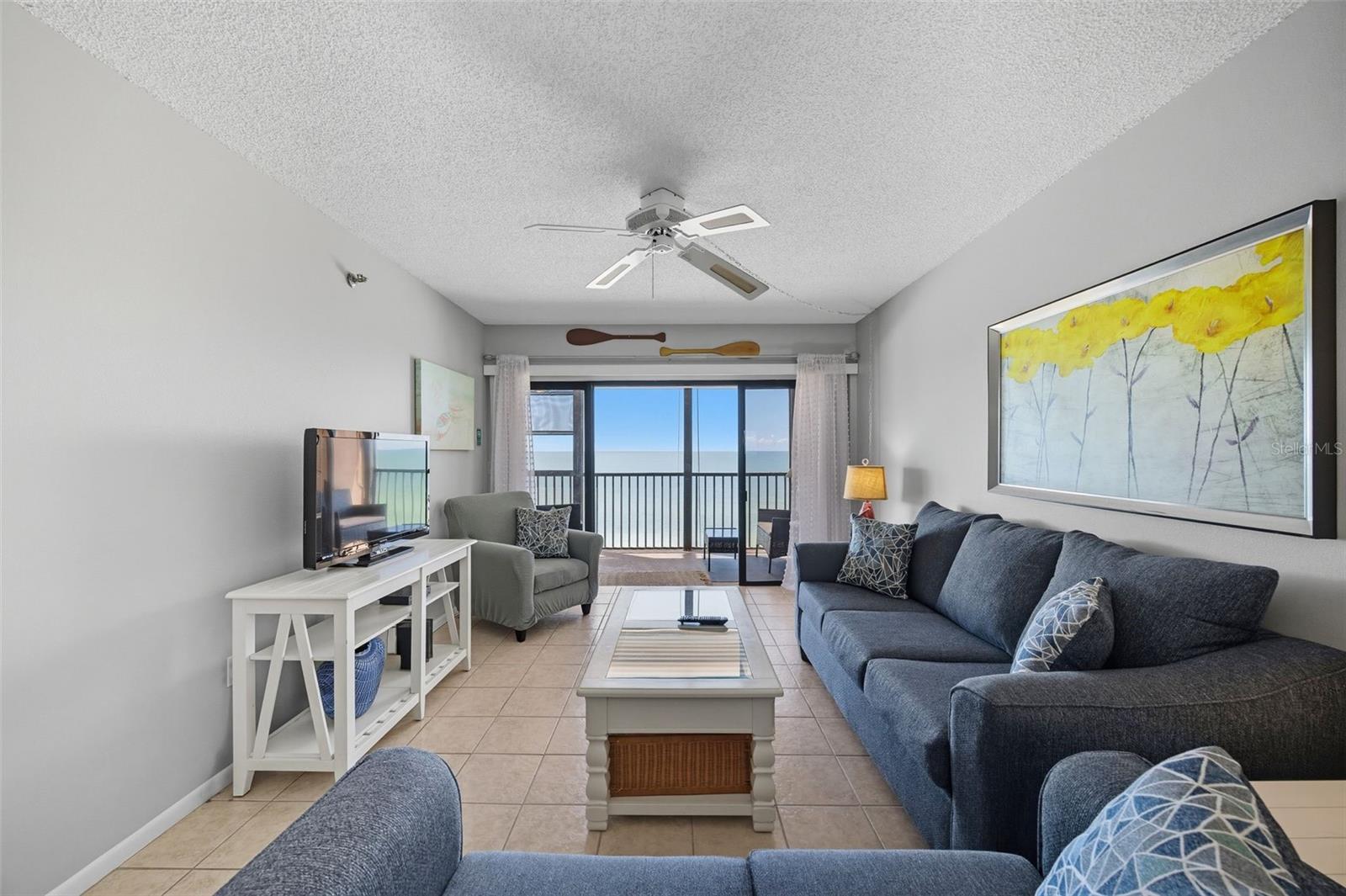 Image 10 of 41 For 13720 Gulf Boulevard 609