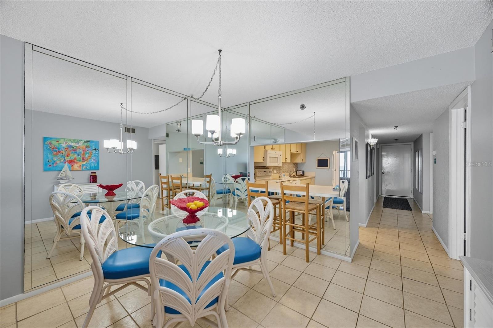 Image 14 of 41 For 13720 Gulf Boulevard 609