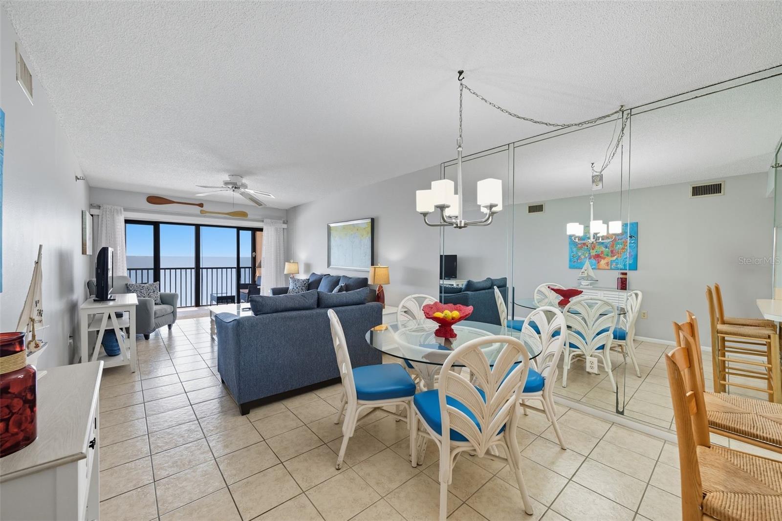 Image 15 of 41 For 13720 Gulf Boulevard 609
