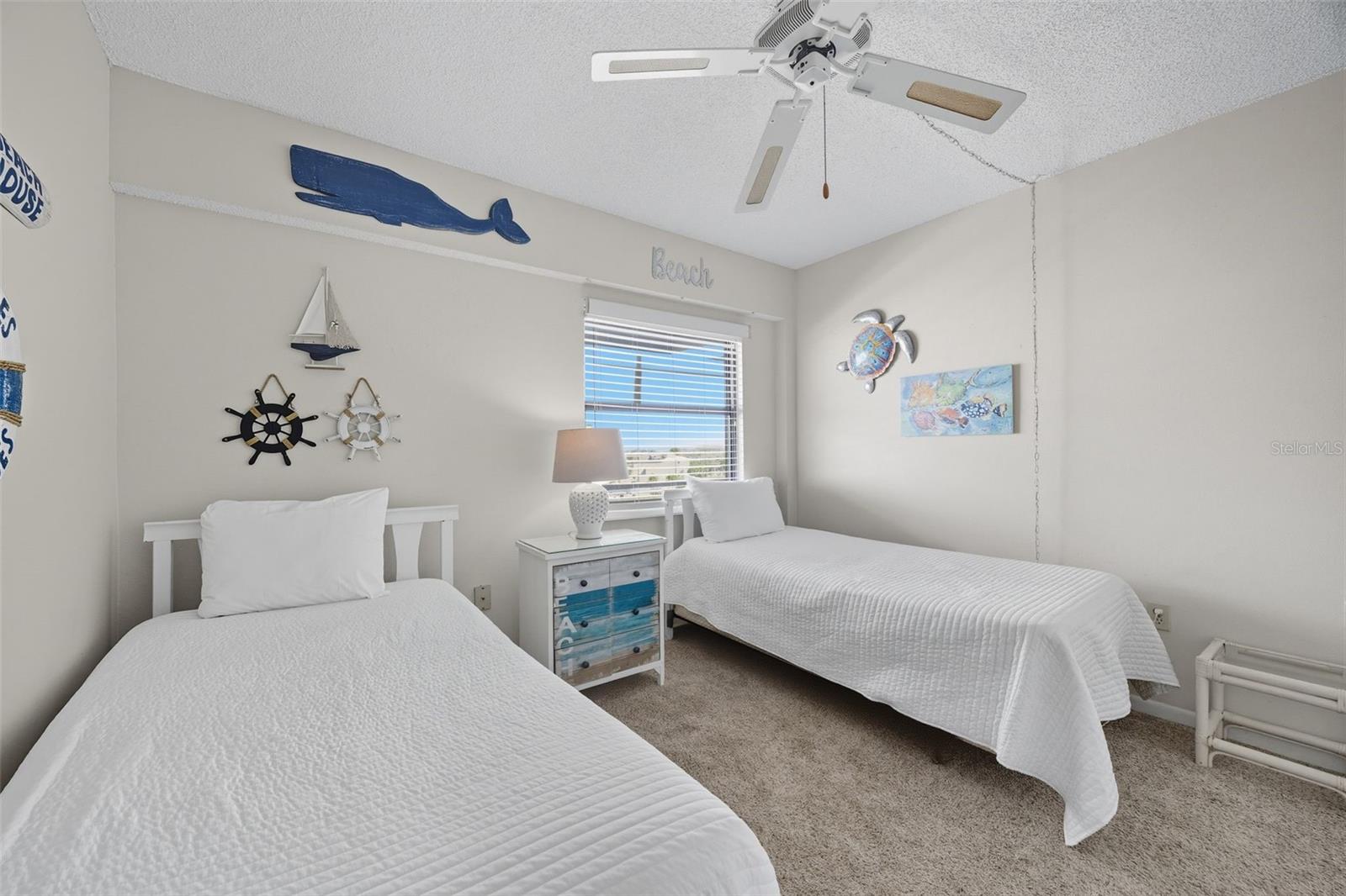 Image 21 of 41 For 13720 Gulf Boulevard 609