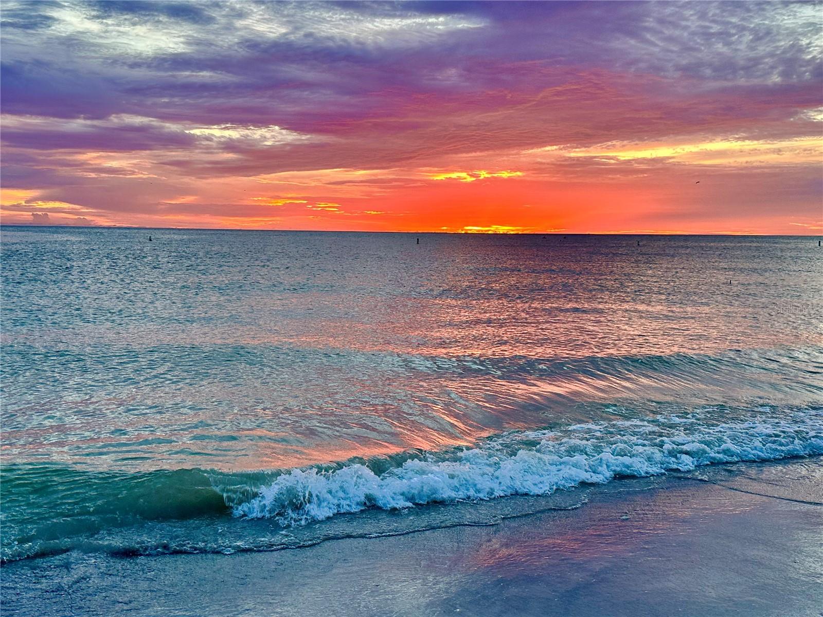 Image 32 of 41 For 13720 Gulf Boulevard 609