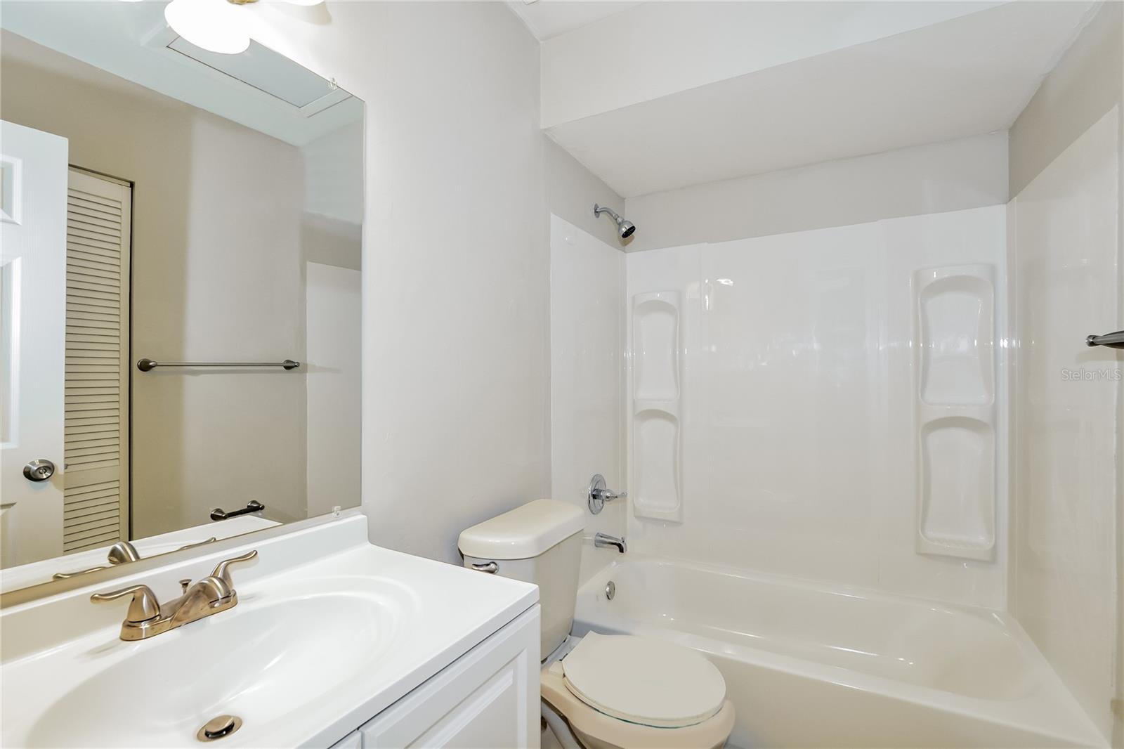 Image 14 of 17 For 1324 Bob Cat Court