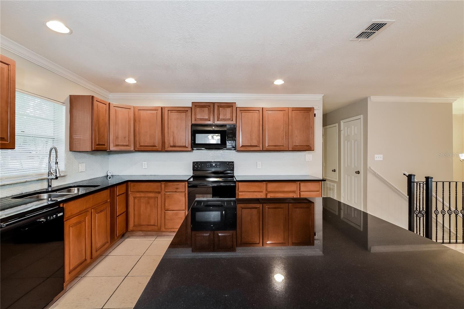 Image 4 of 17 For 1324 Bob Cat Court