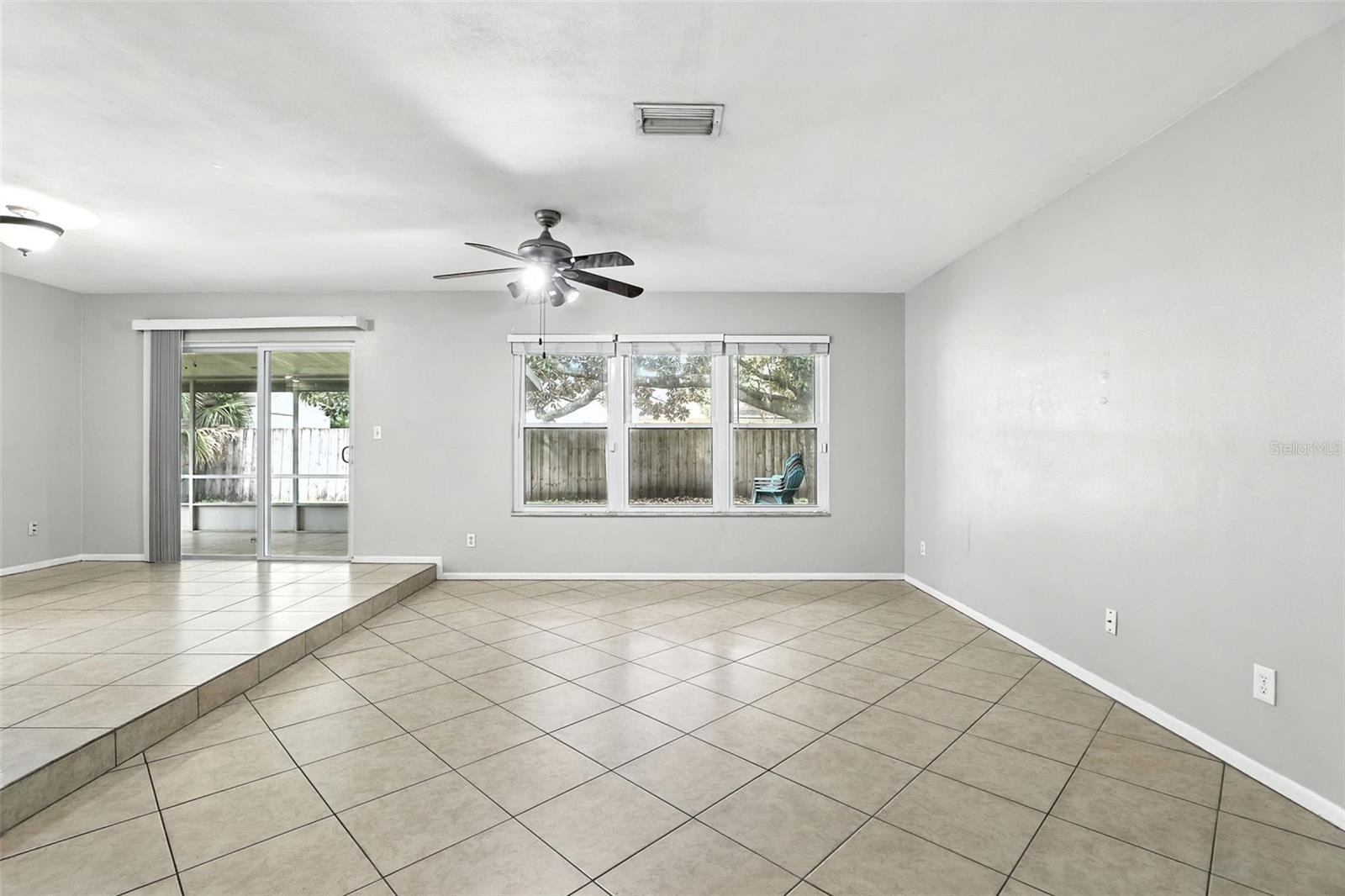 Image 11 of 45 For 1362 Tierra Circle