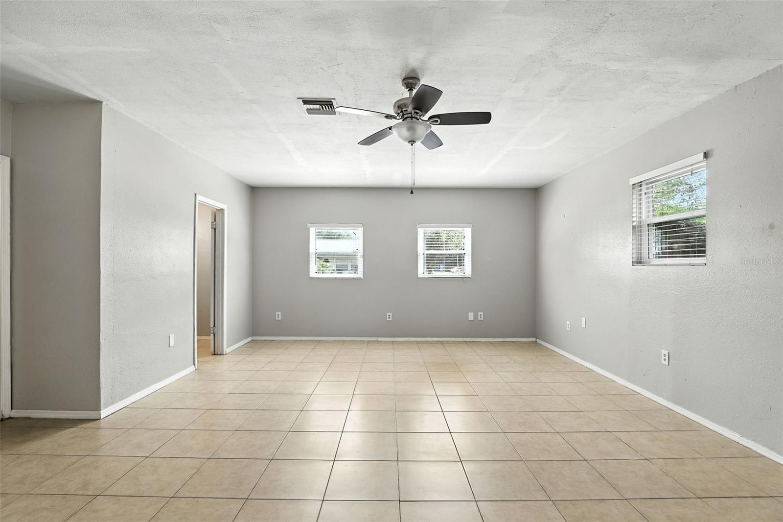 Image 18 of 45 For 1362 Tierra Circle