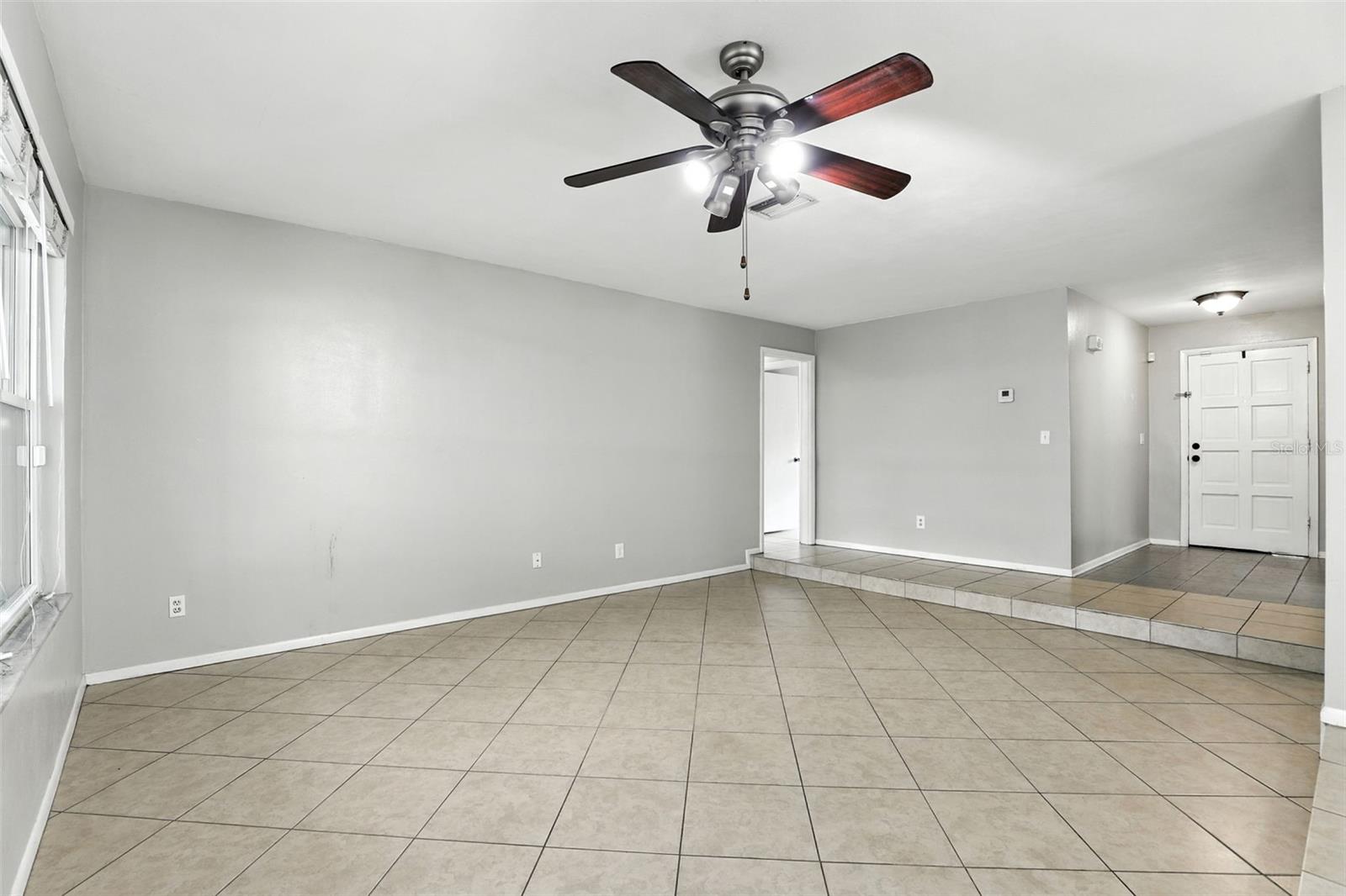 Image 19 of 45 For 1362 Tierra Circle