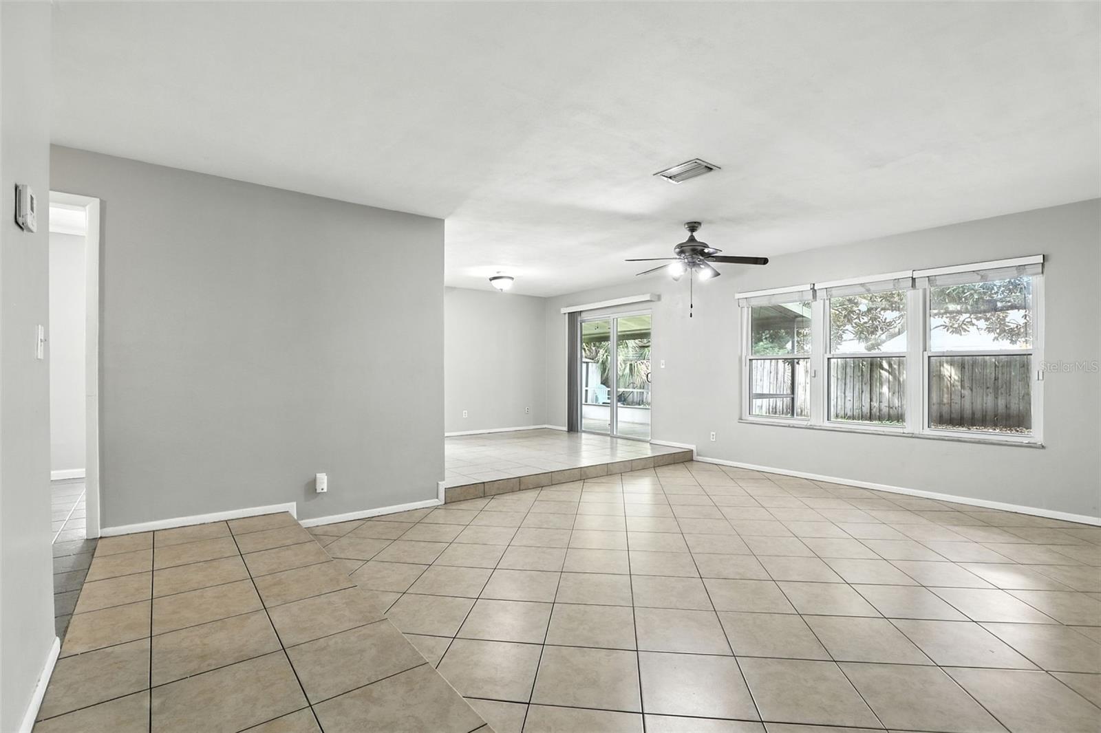 Image 25 of 45 For 1362 Tierra Circle