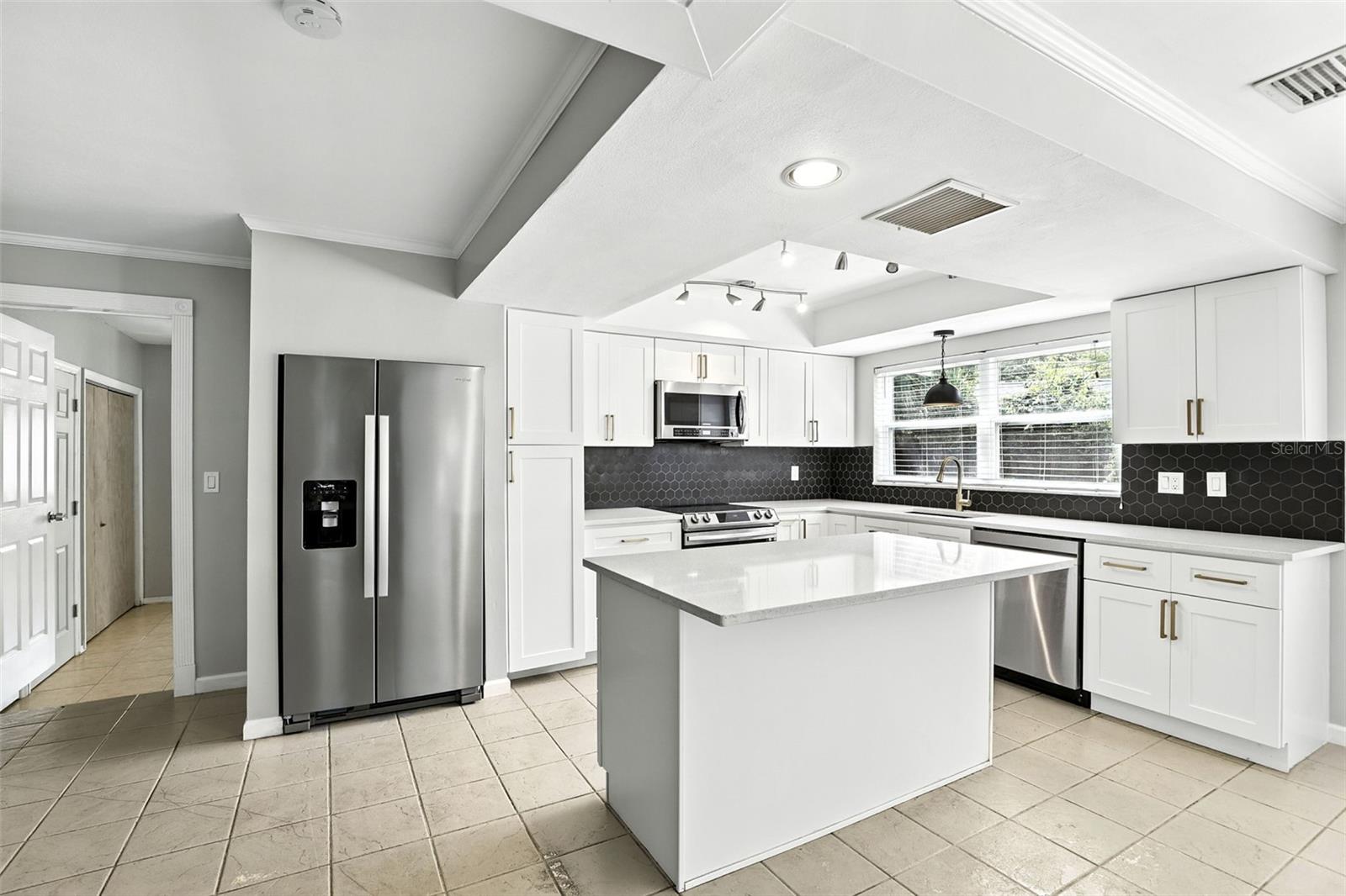 Image 8 of 45 For 1362 Tierra Circle
