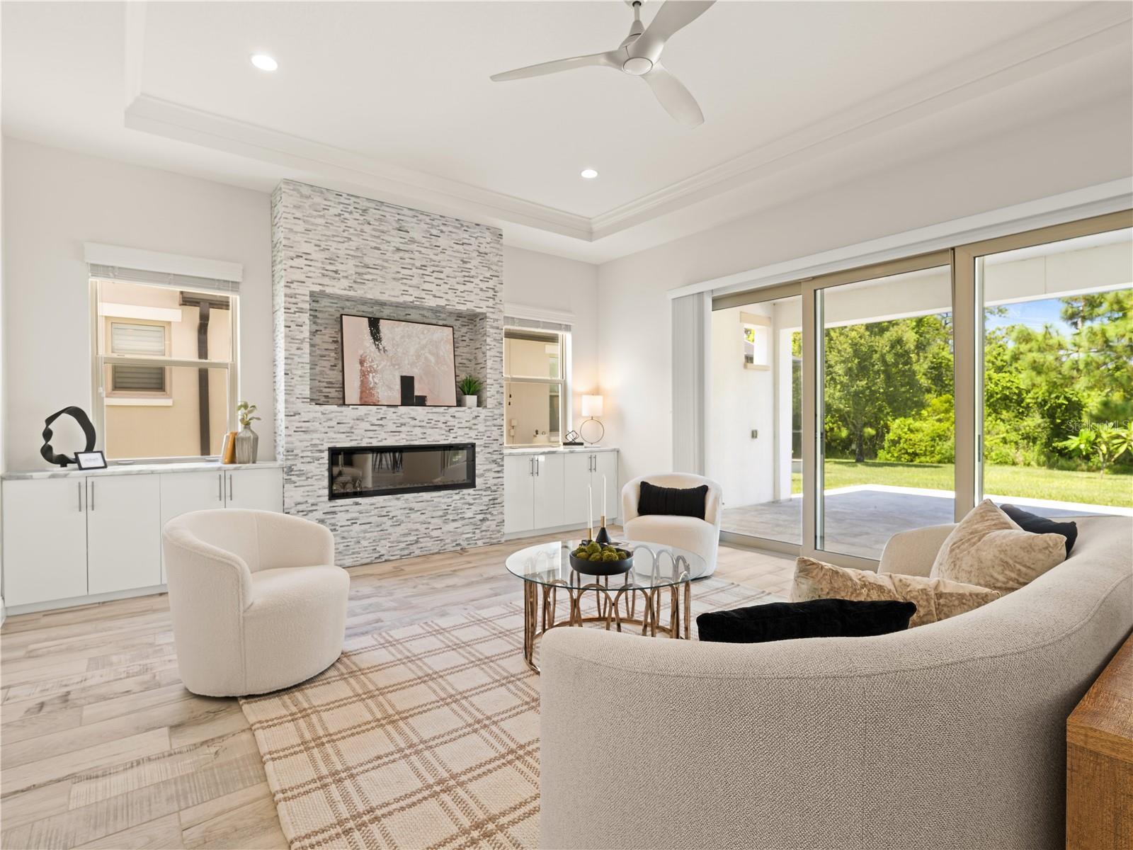 Image 18 of 59 For 10414 Royal Cypress Way