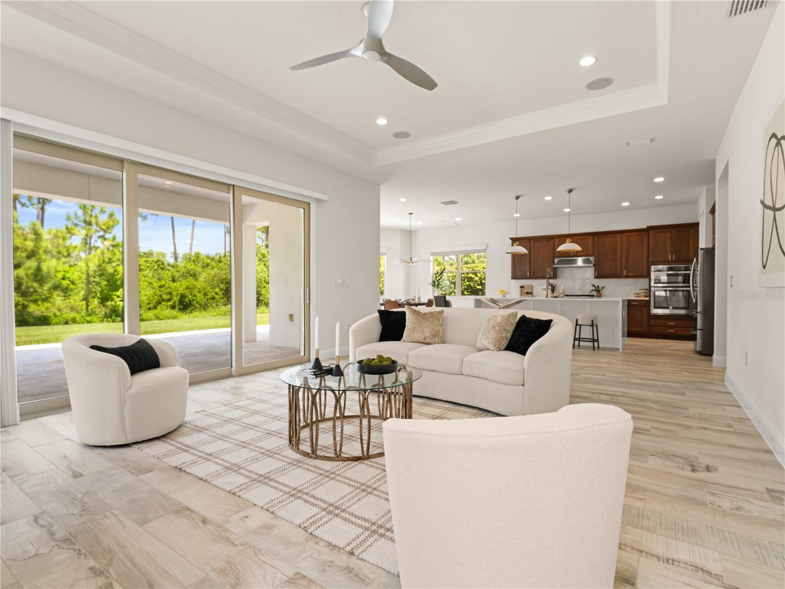 Image 19 of 59 For 10414 Royal Cypress Way