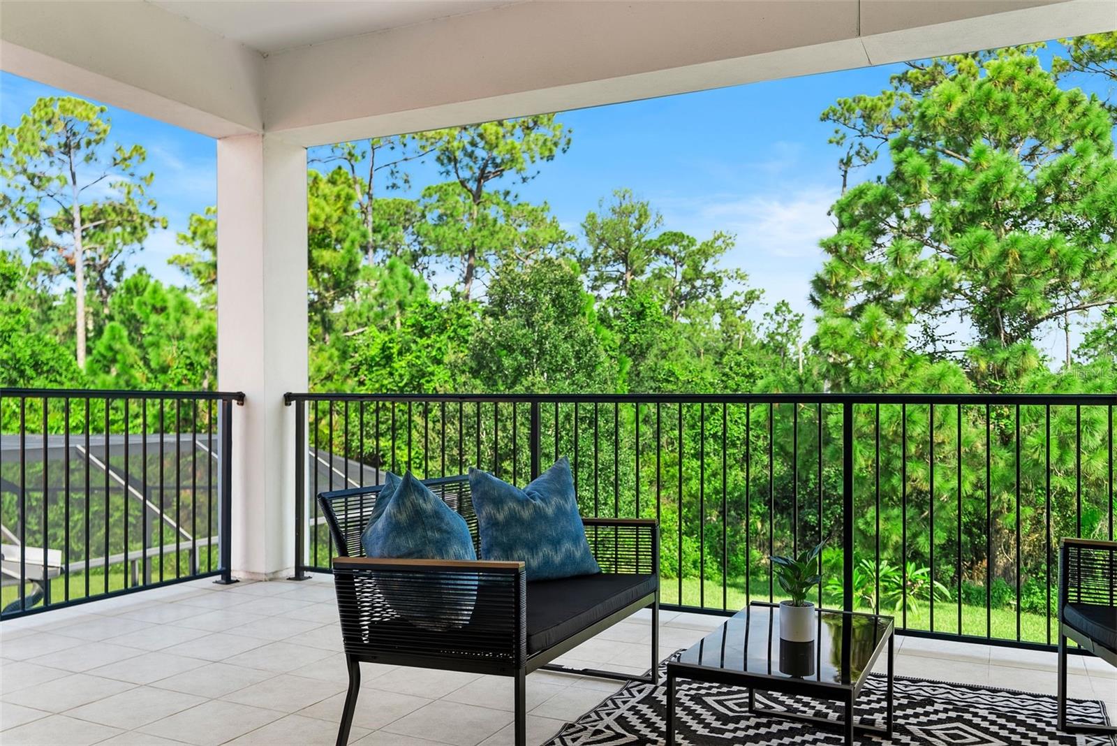 Image 31 of 59 For 10414 Royal Cypress Way