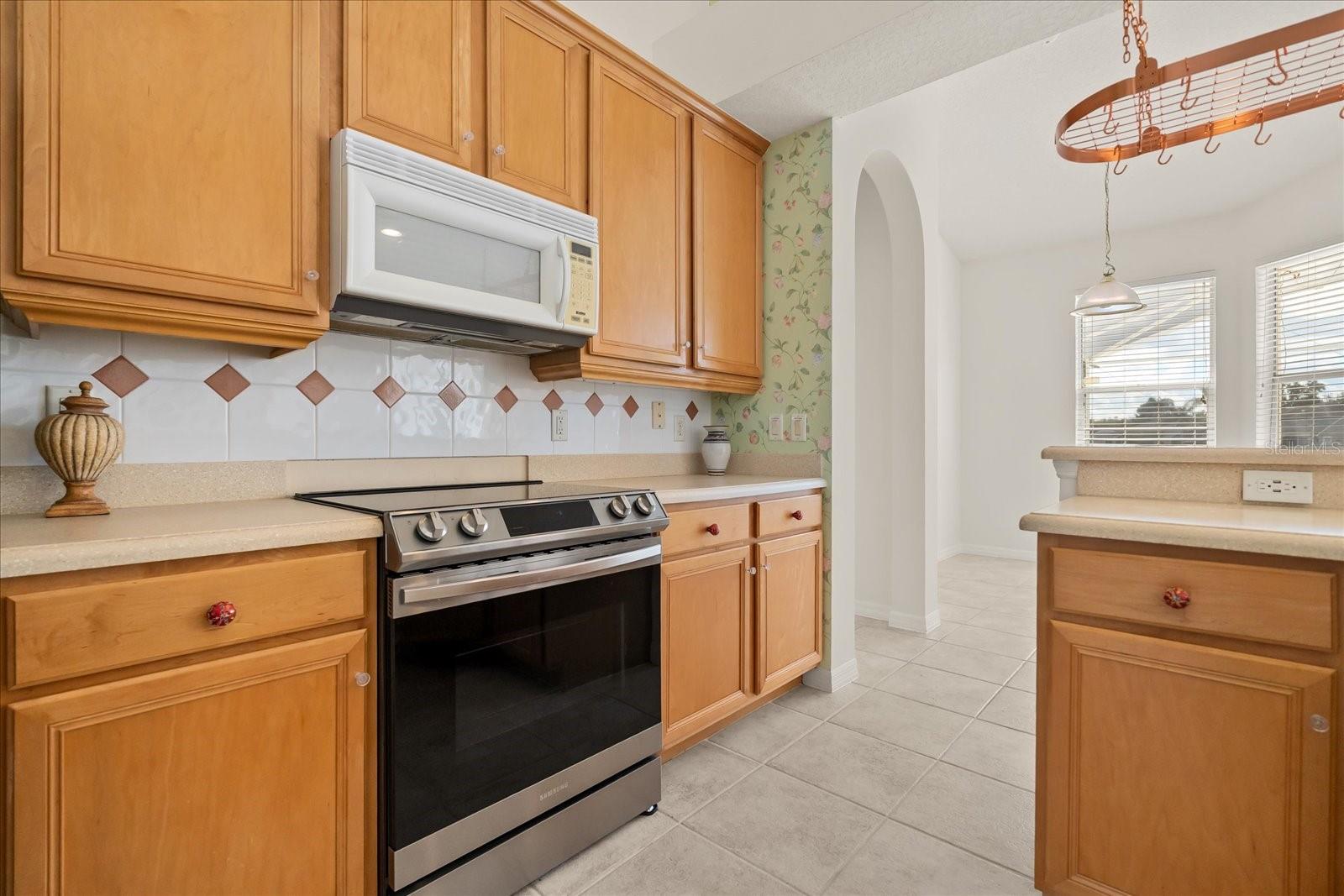 Image 13 of 39 For 10530 Sunrise Terrace Drive