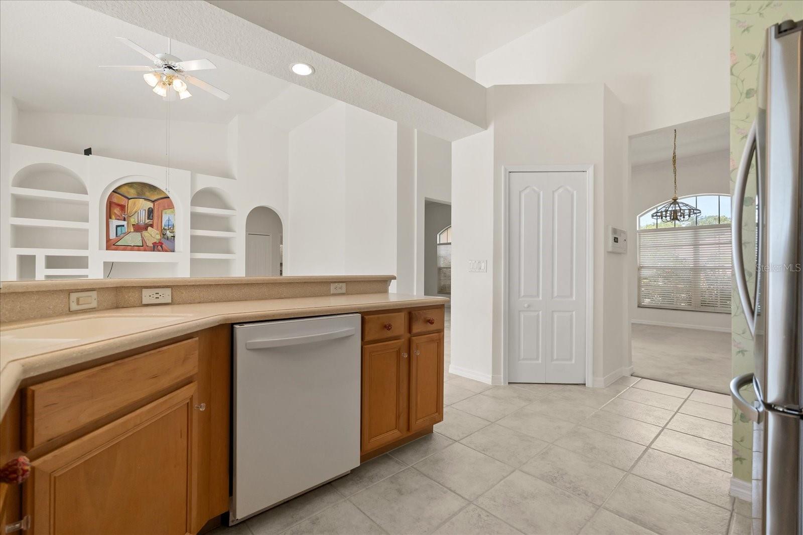 Image 15 of 39 For 10530 Sunrise Terrace Drive