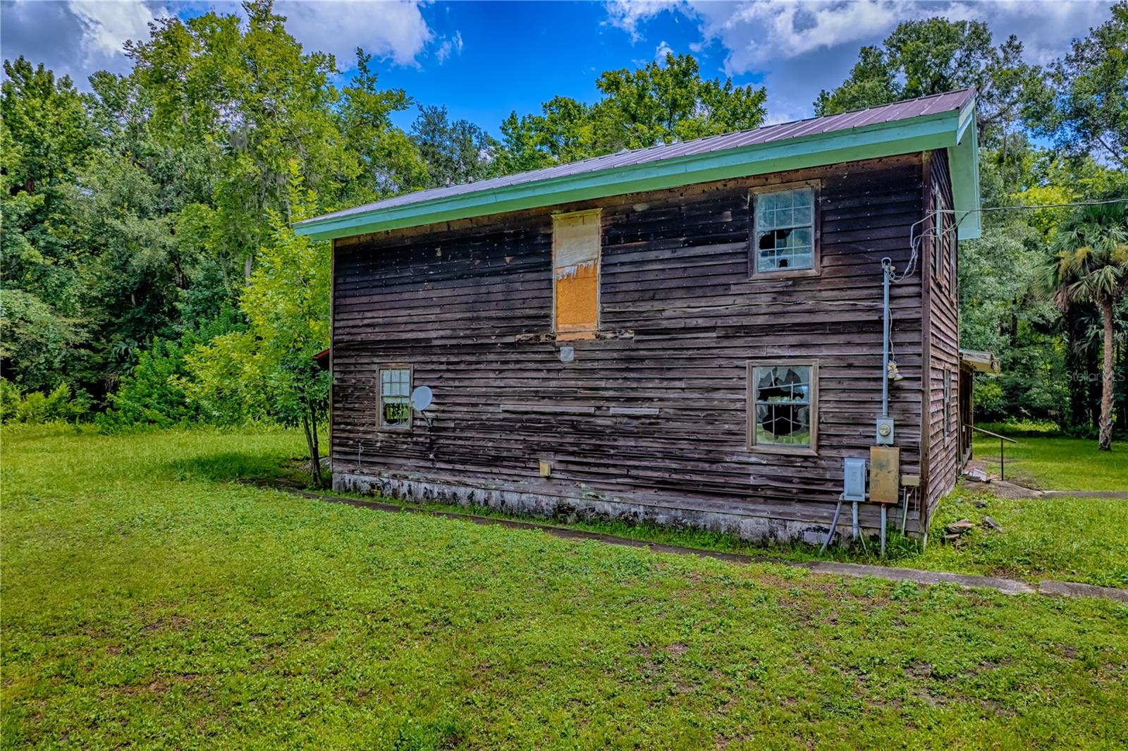 Image 16 of 41 For 1230 Elm Street