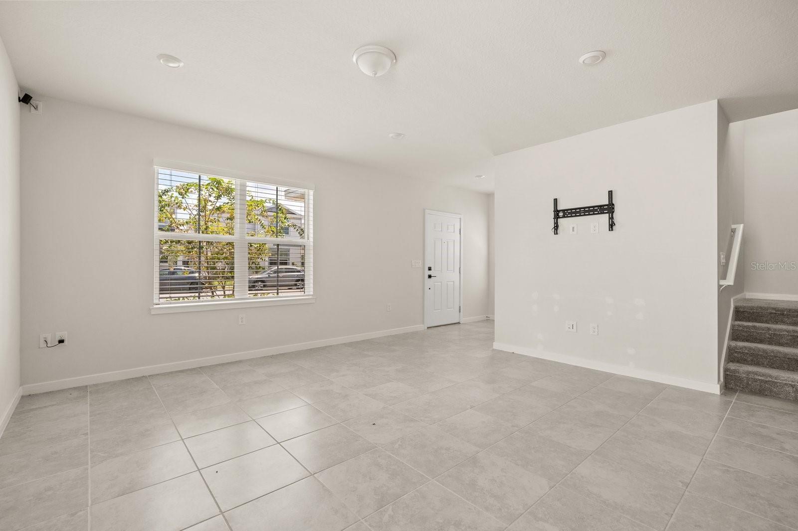 Image 4 of 26 For 4066 Feather Tree Drive