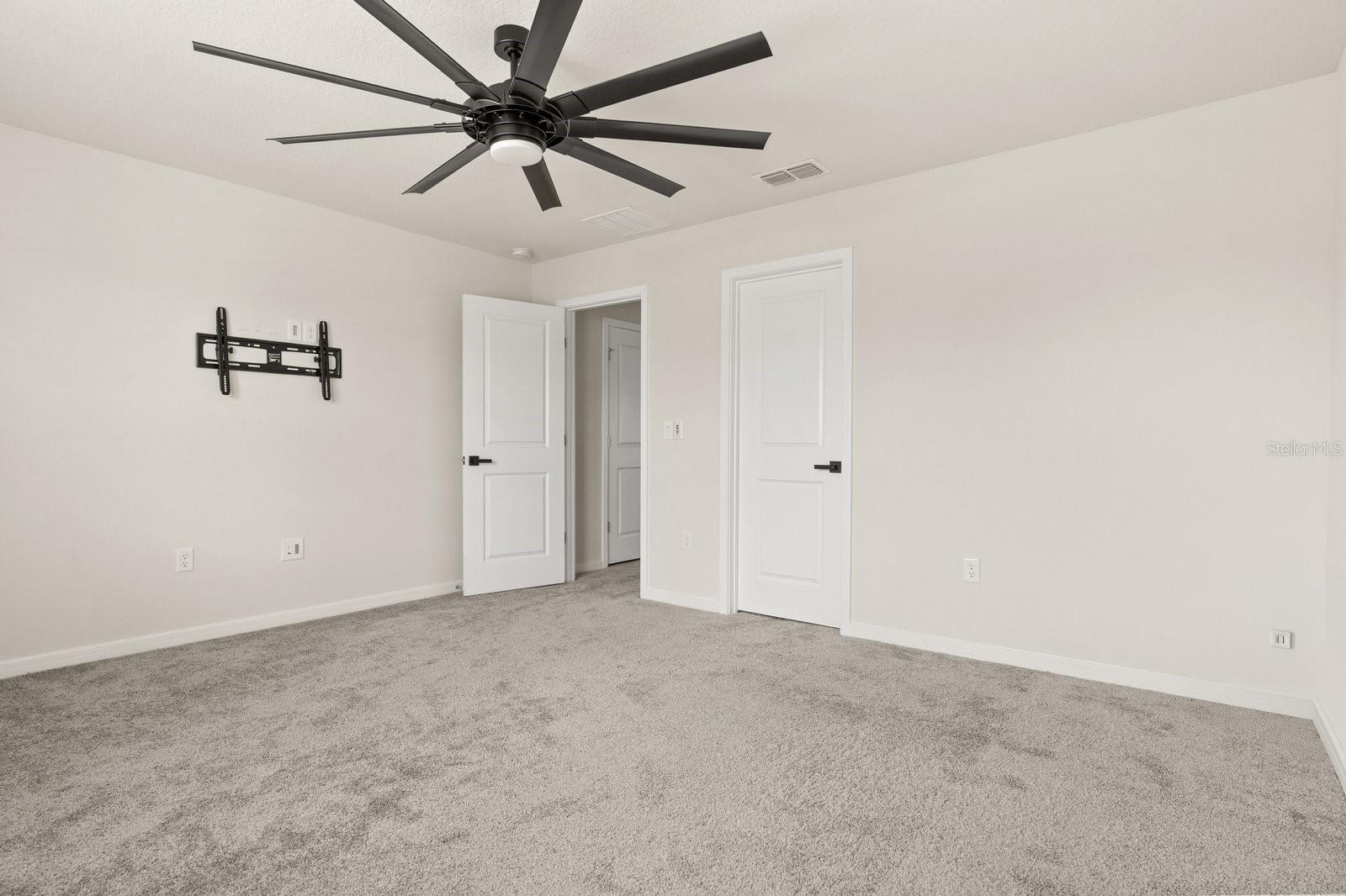 Image 7 of 26 For 4066 Feather Tree Drive