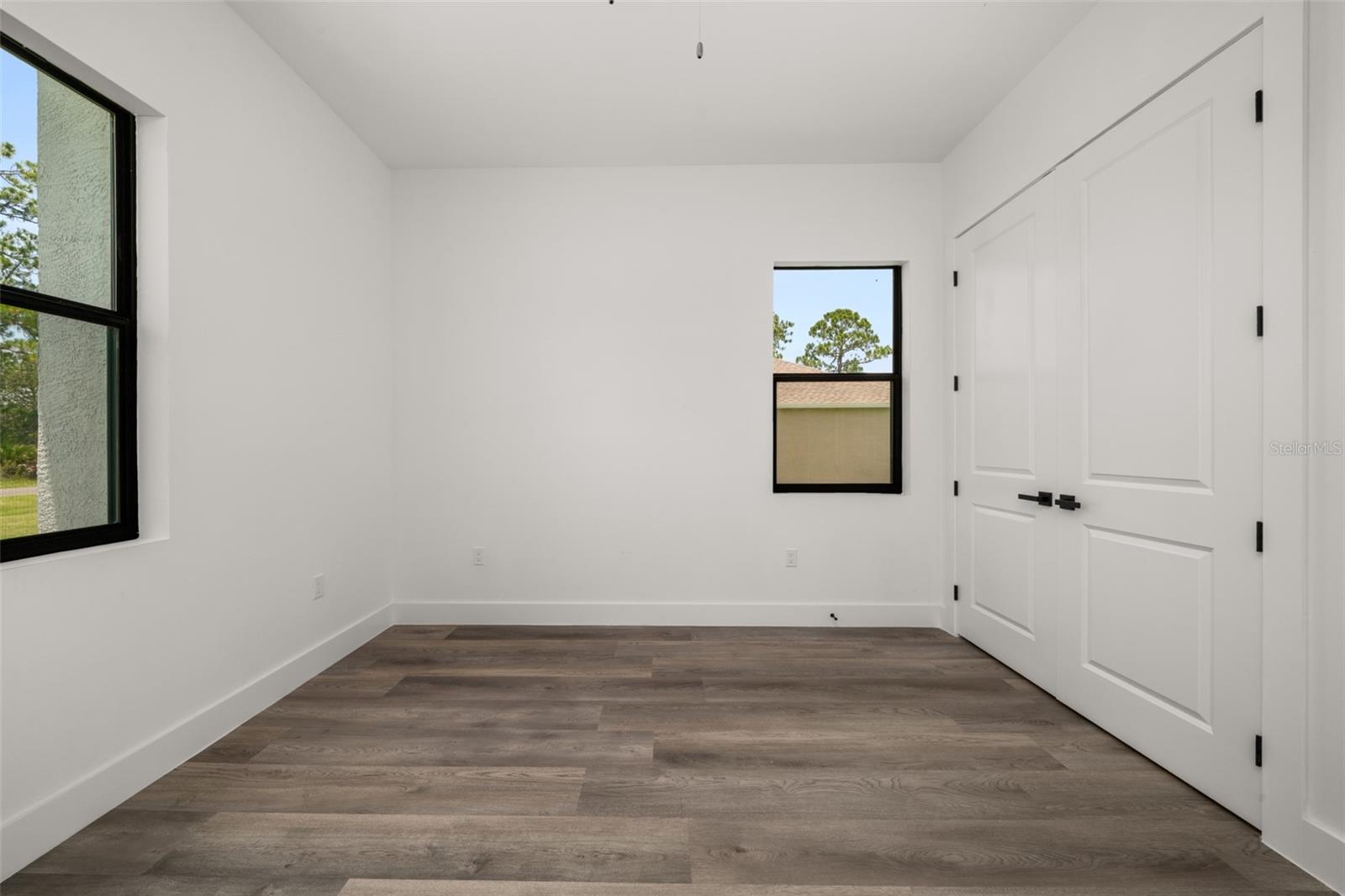 Image 37 of 39 For 2800 Monza Drive