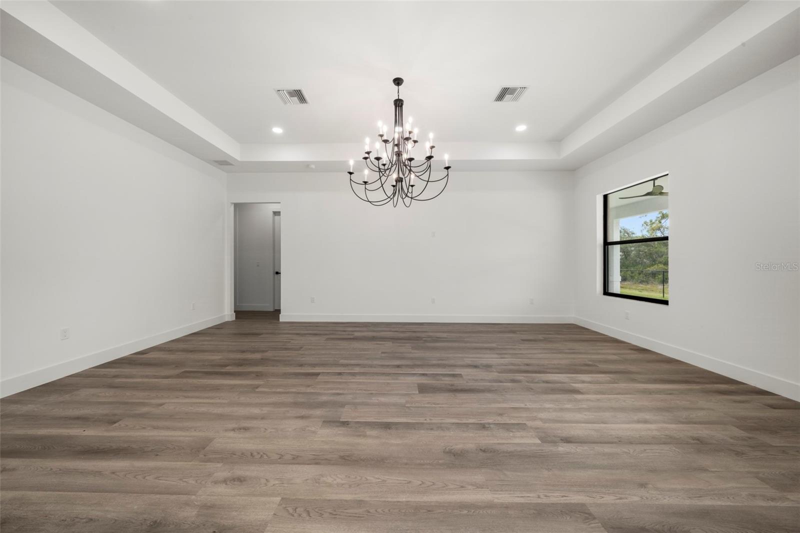 Image 8 of 39 For 2800 Monza Drive