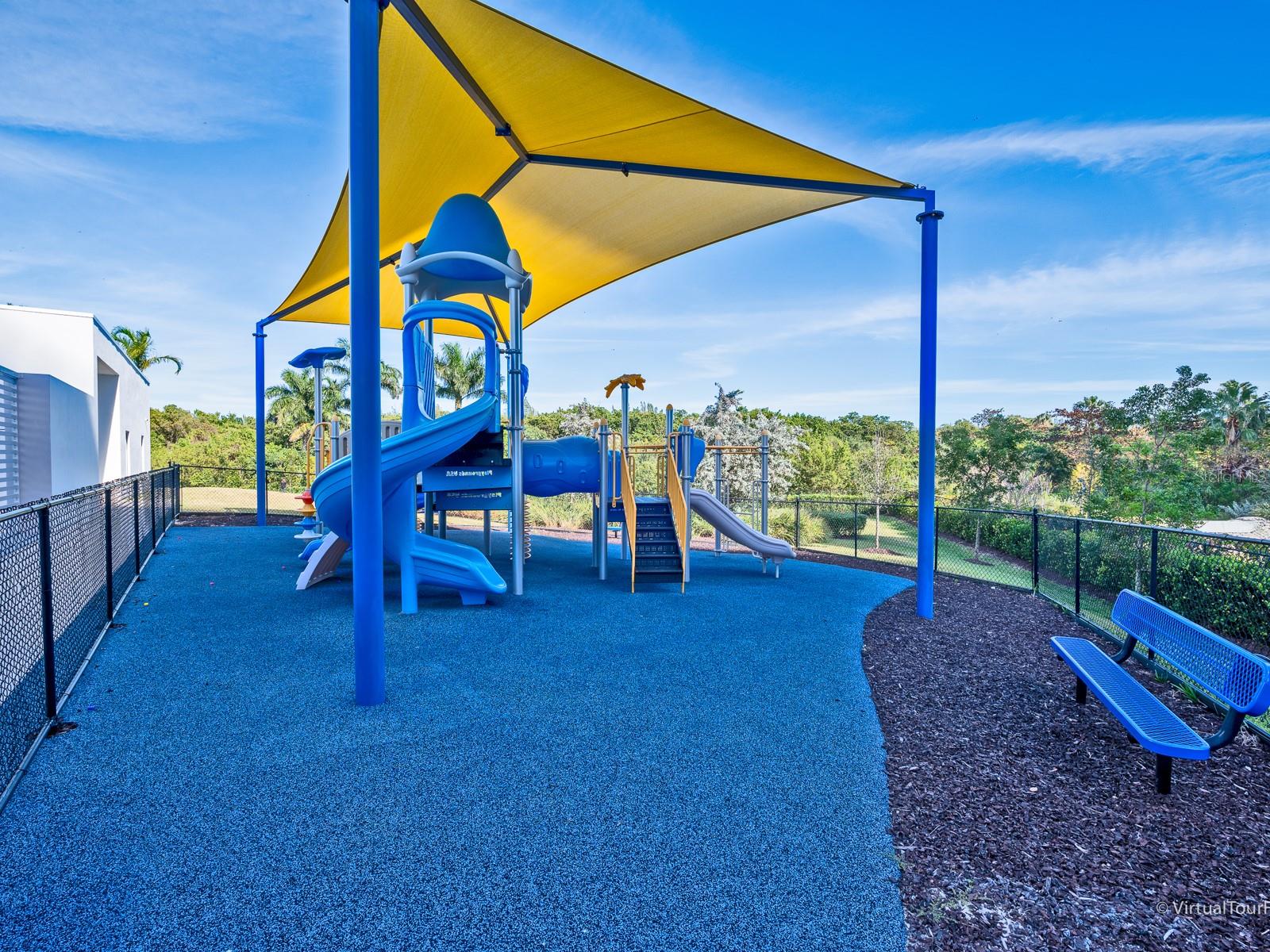 Image 34 of 35 For 15051 Royal Oaks Lane 906