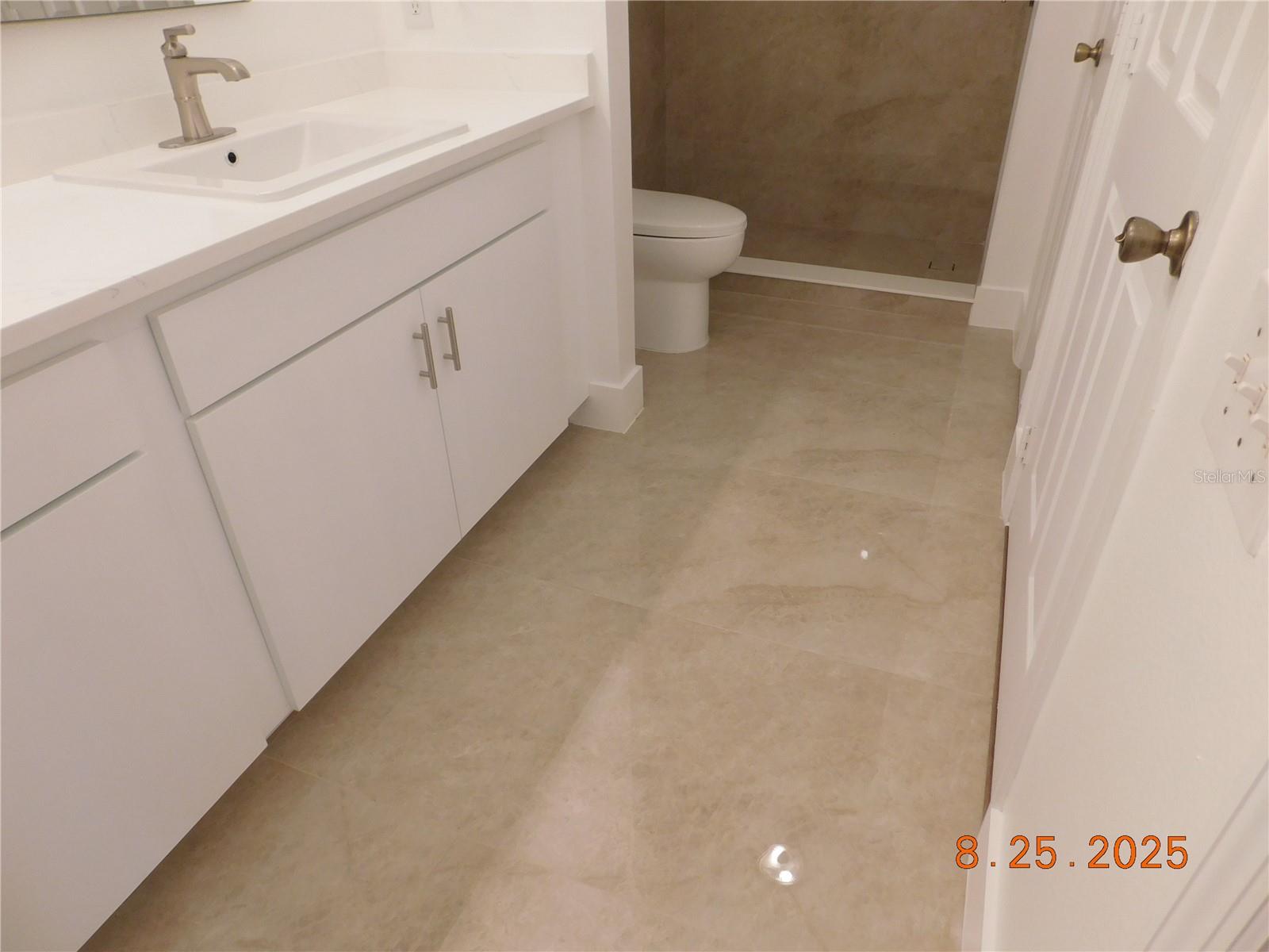 Image 15 of 94 For 6100 Stevenson Drive 105