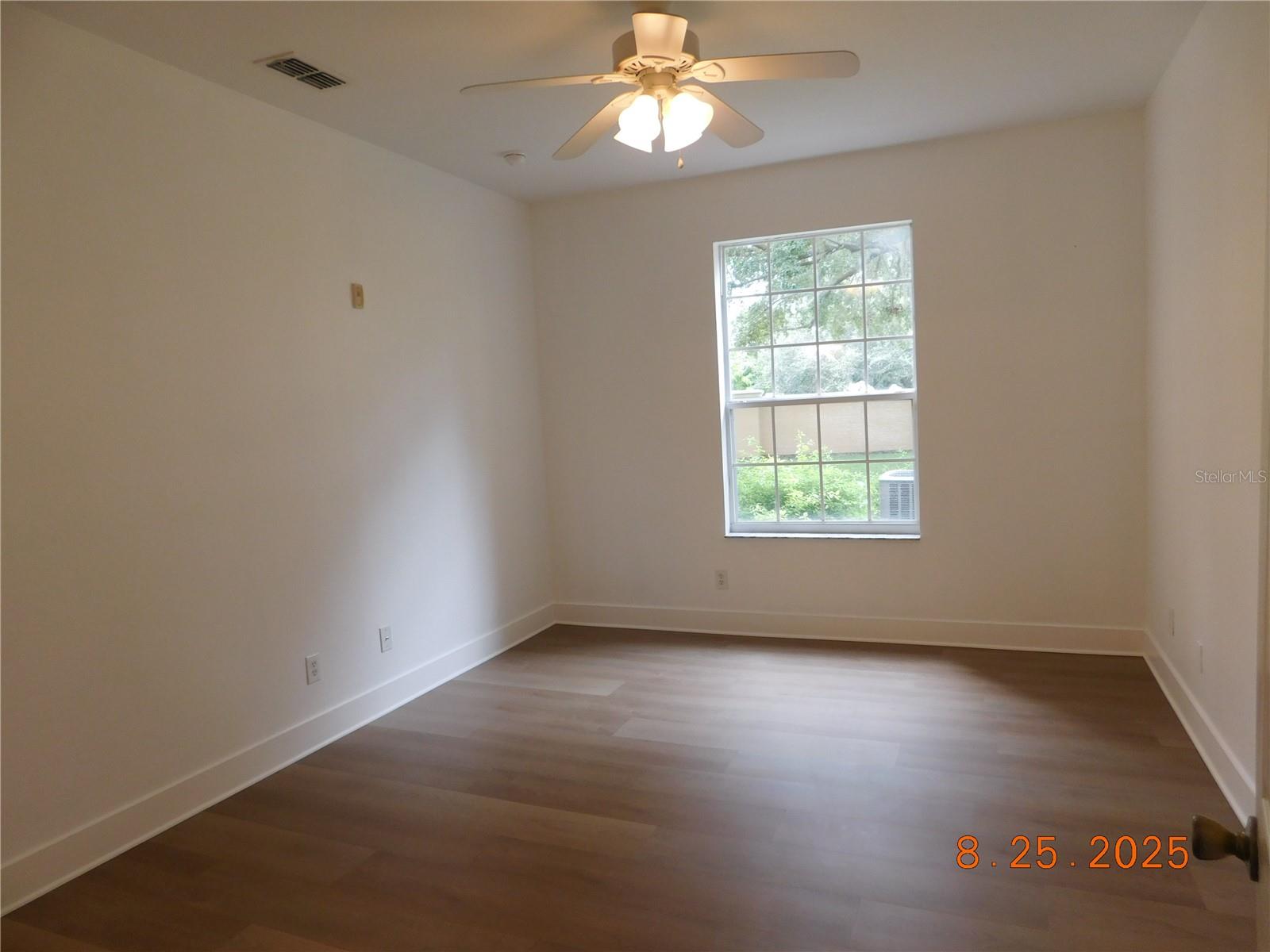 Image 18 of 94 For 6100 Stevenson Drive 105