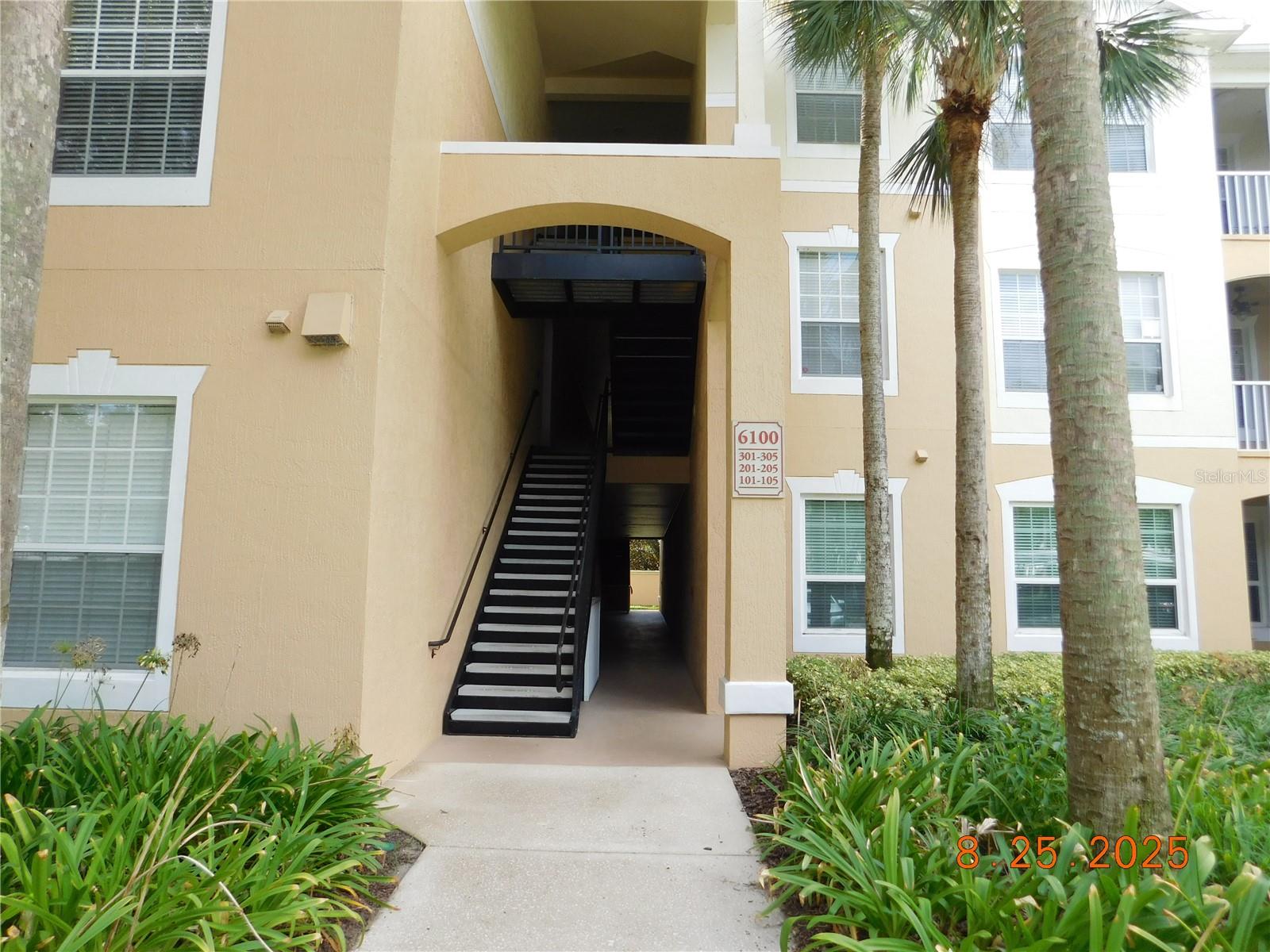 Image 70 of 94 For 6100 Stevenson Drive 105