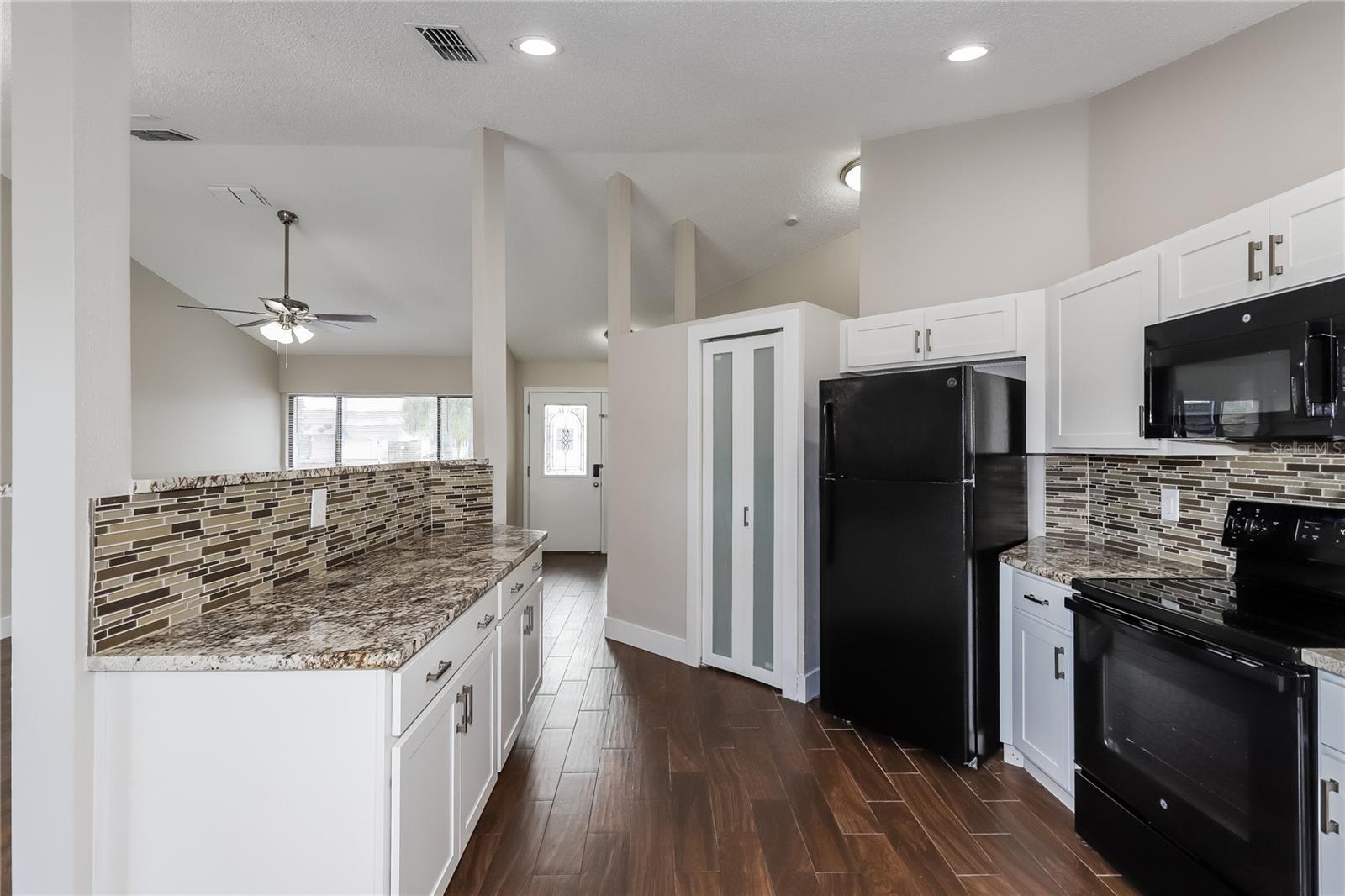 Image 4 of 16 For 1515 Kestrel Way