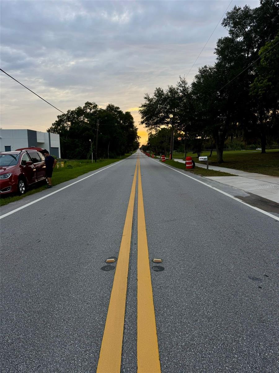 Image 4 of 7 For 367 North Boulevard W
