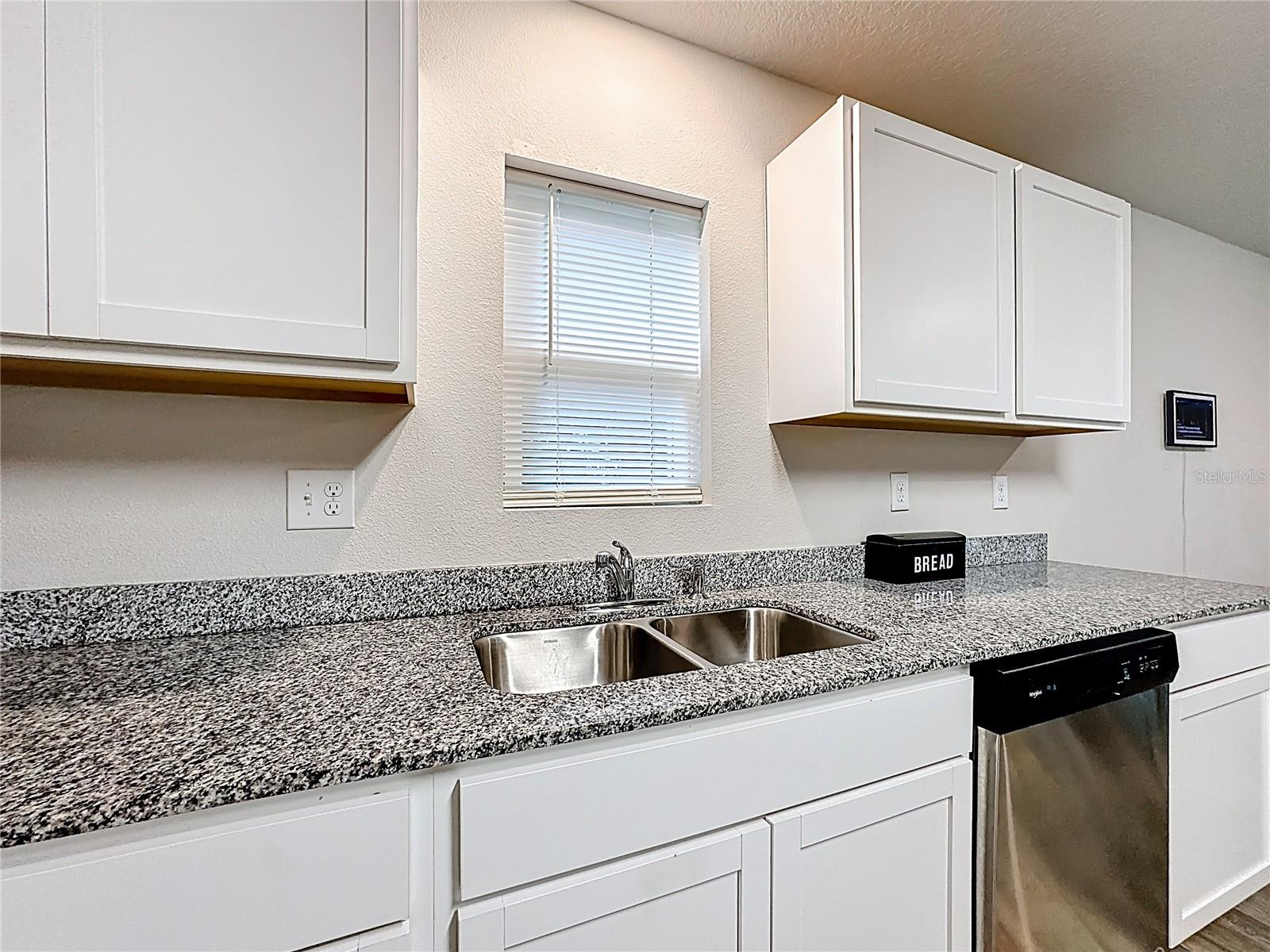 Image 13 of 60 For 477 Cardinal Court