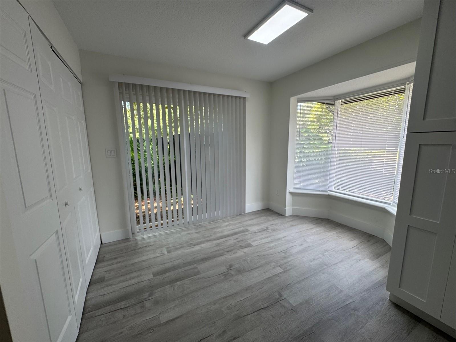 Image 3 of 14 For 495 Blue Bird Street