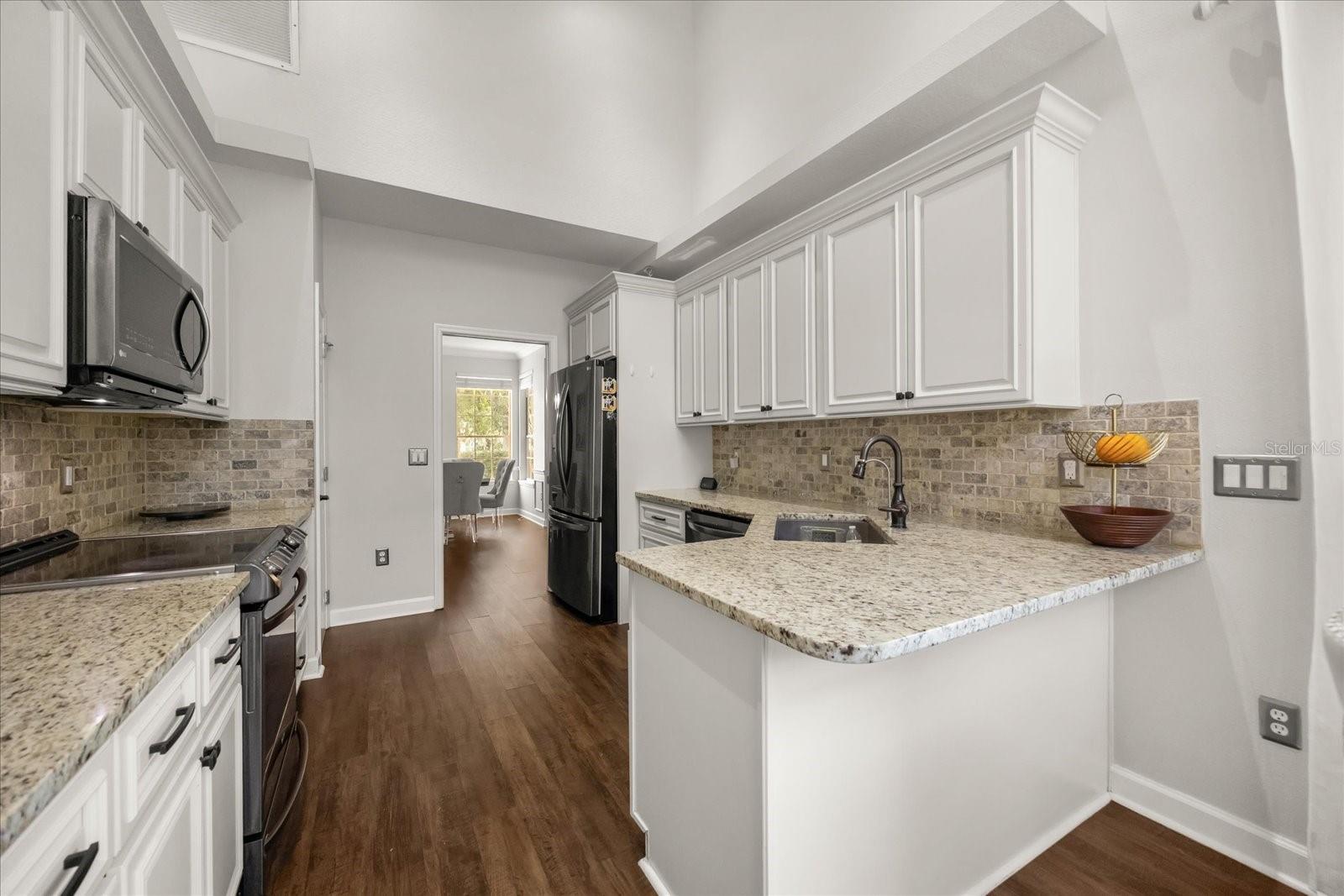 Image 13 of 50 For 9285 Wickham Way