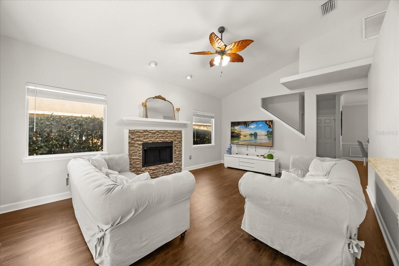 Image 18 of 50 For 9285 Wickham Way