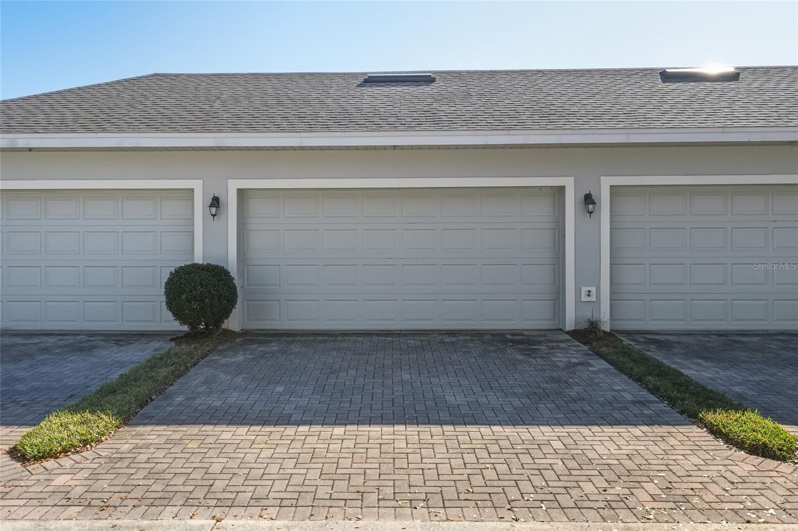 Image 24 of 33 For 14227 Avenue Of The Groves Run