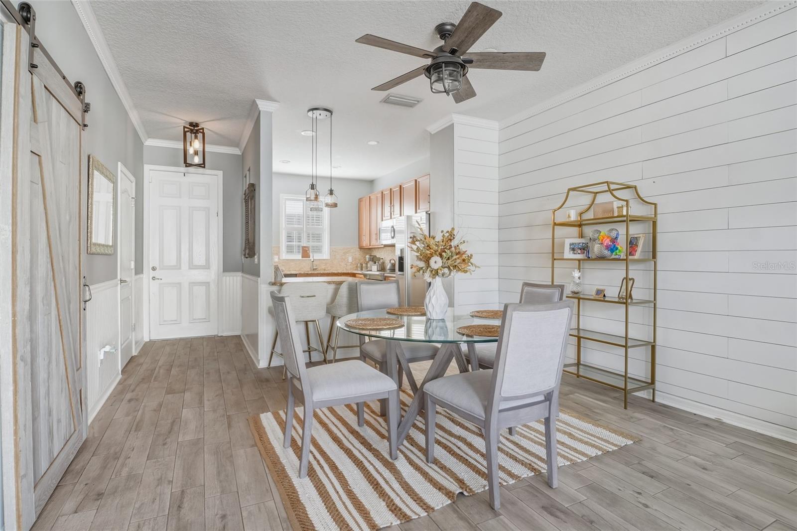 Image 7 of 33 For 14227 Avenue Of The Groves Run