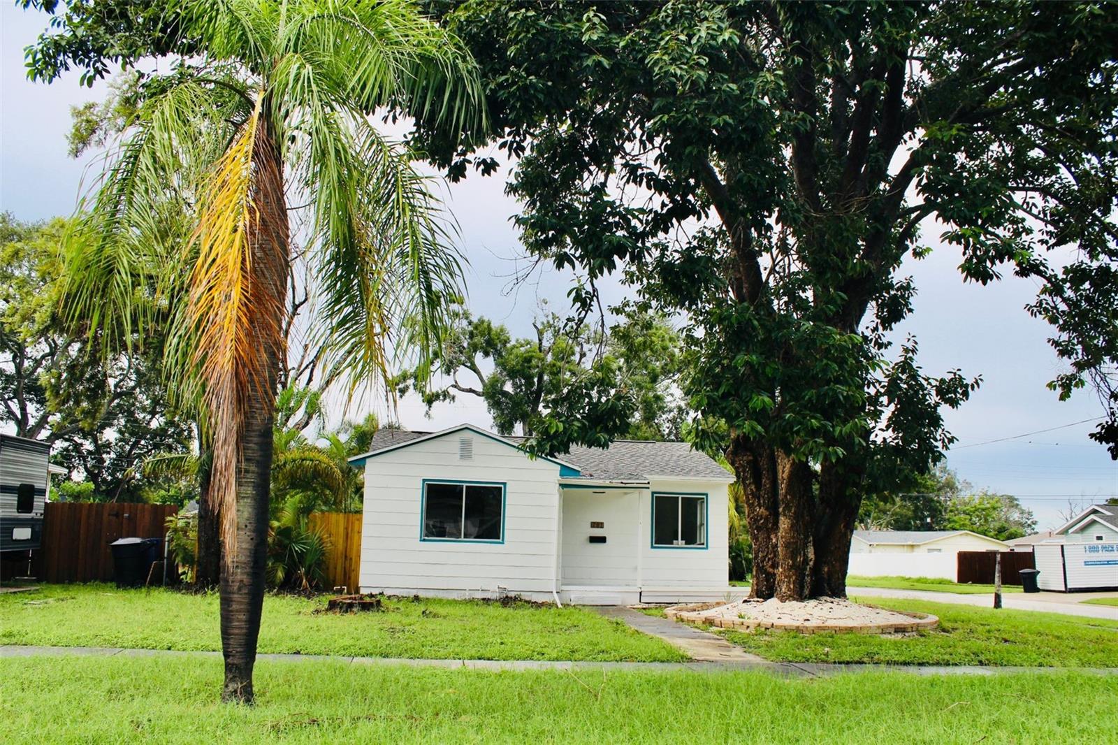 Details for 781 58th Avenue Ne, ST PETERSBURG, FL 33703