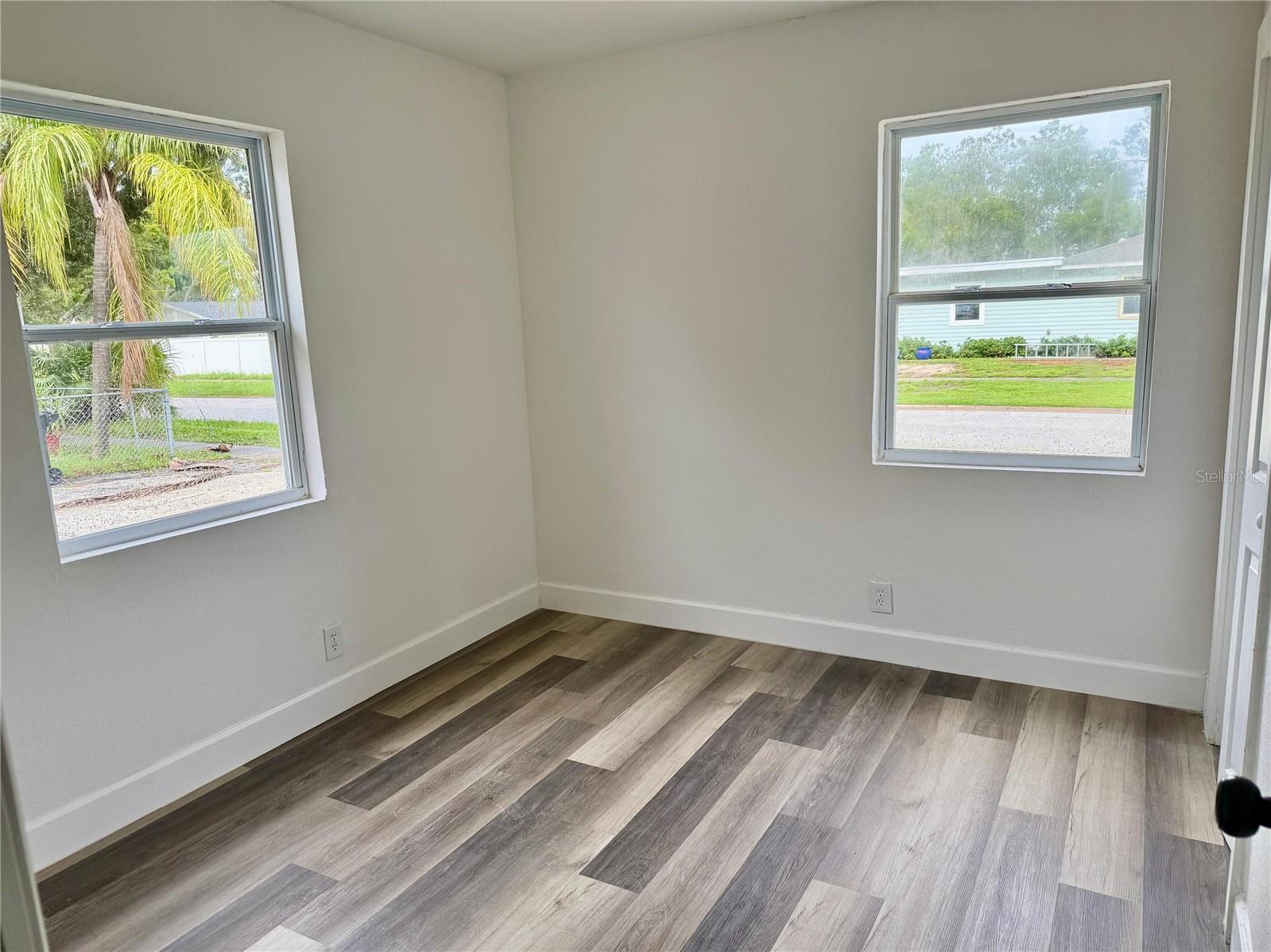 Image 17 of 28 For 781 58th Avenue Ne