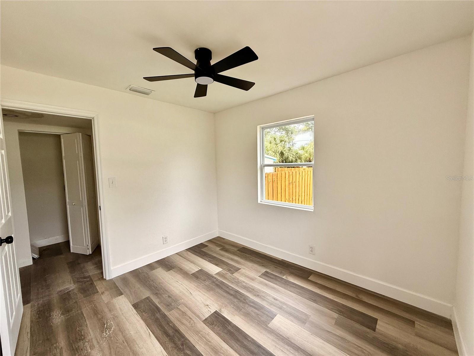 Image 21 of 28 For 781 58th Avenue Ne